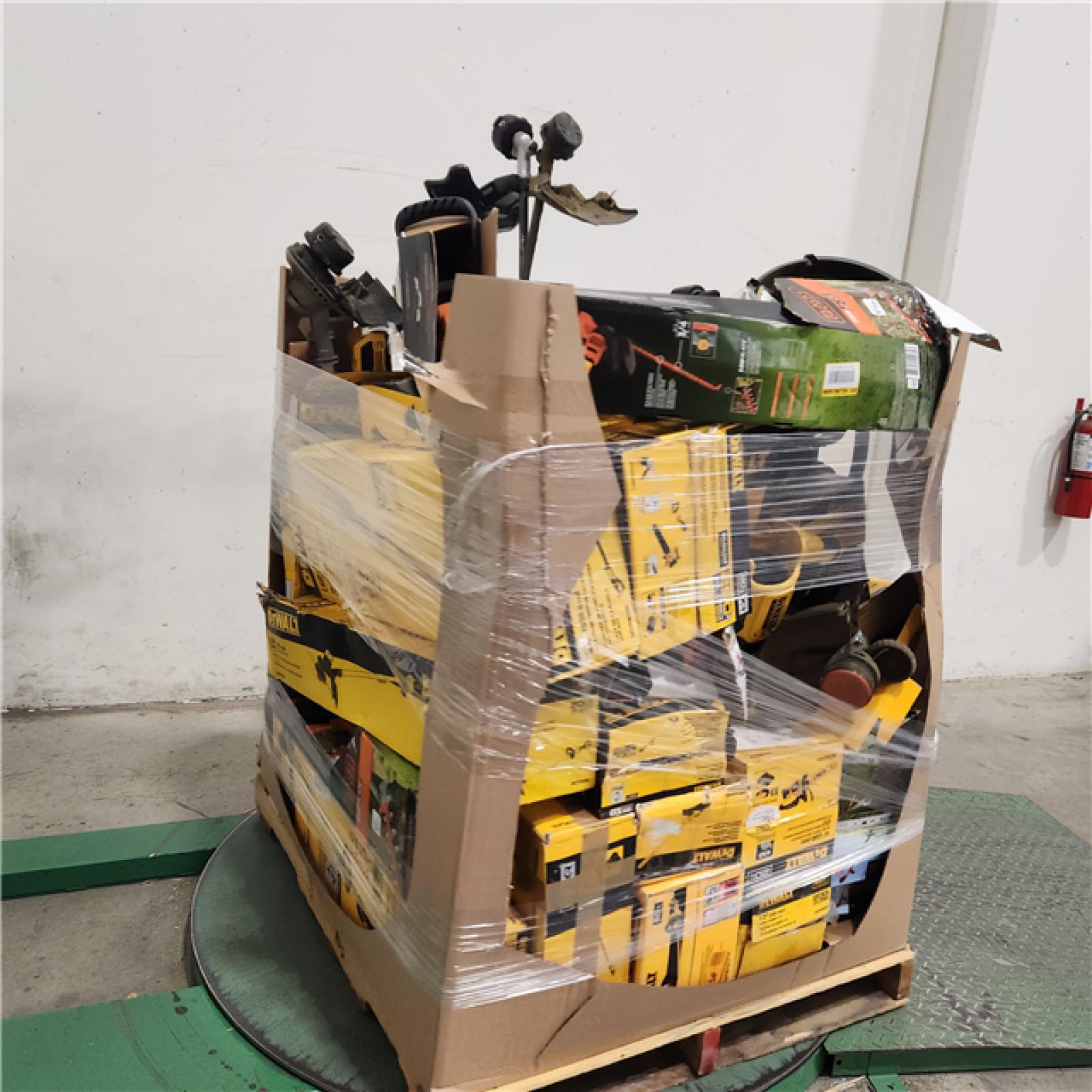 Dallas Location - As-Is DEWALT Tool Pallet