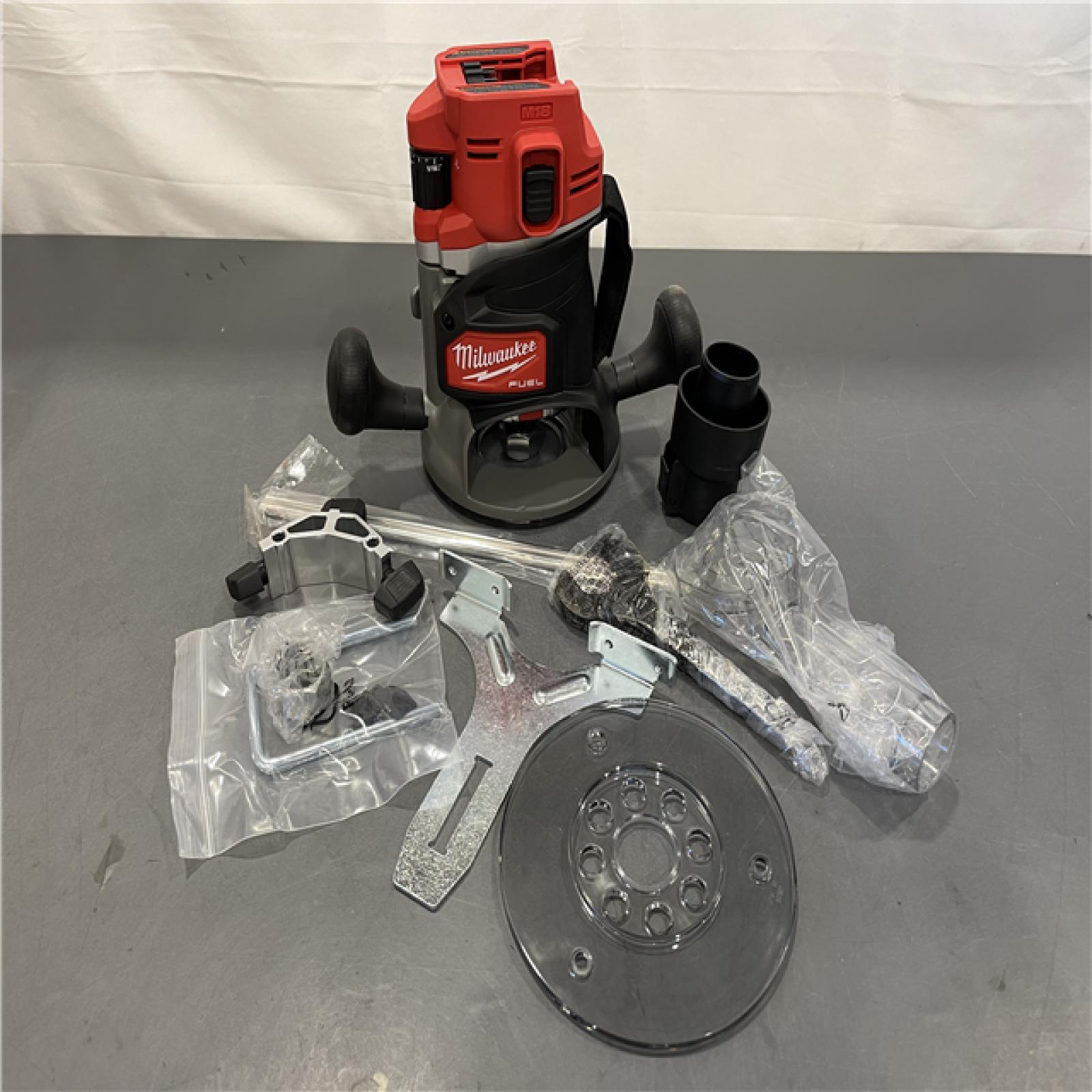 AS-IS - Milwaukee M18 FUEL Brushless Cordless 1/2 Router (Tool Only)
