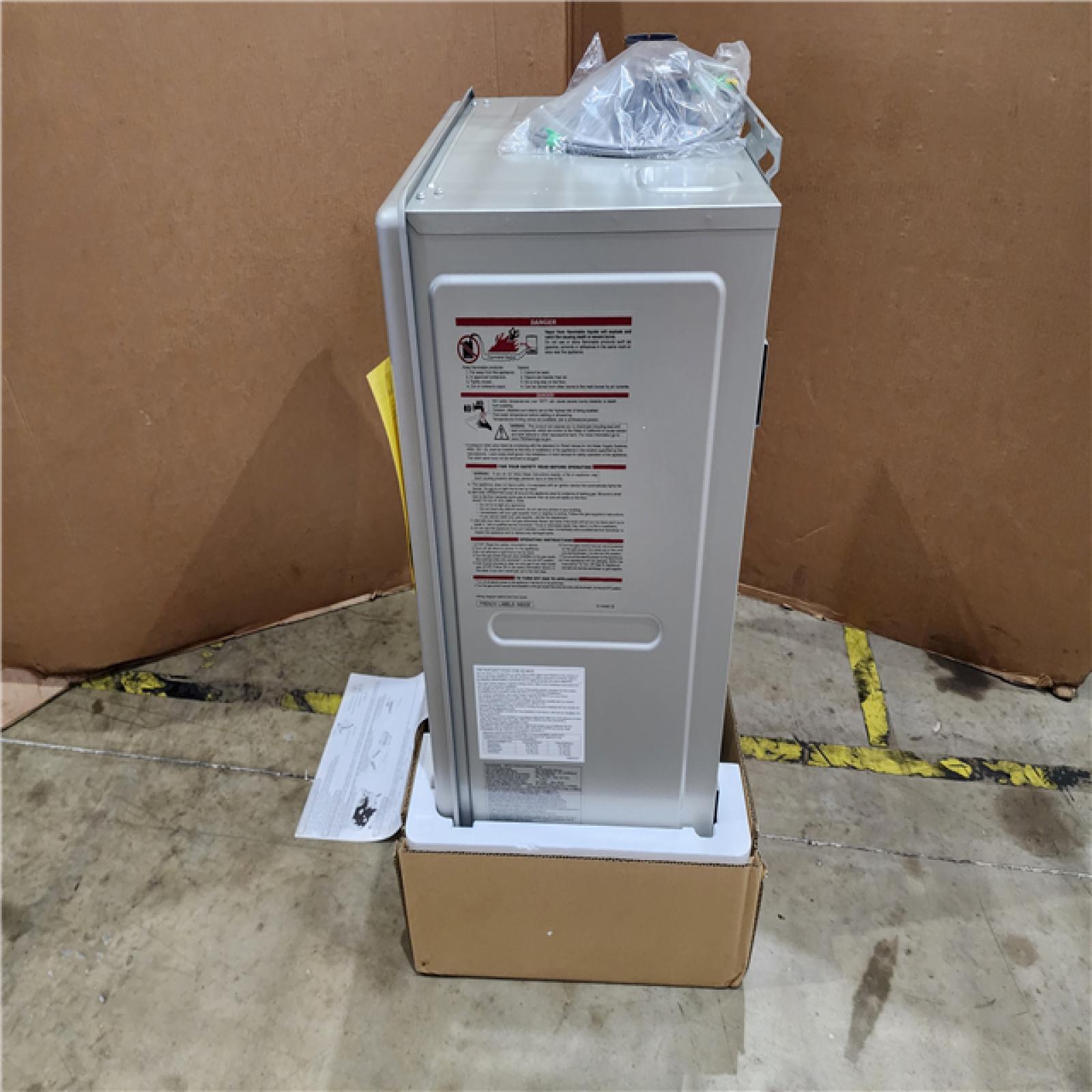 HOUSTON LOCATION - AS-IS (NEW) Noritz NRCR111DV Condensing Tankless Gas Water Heater