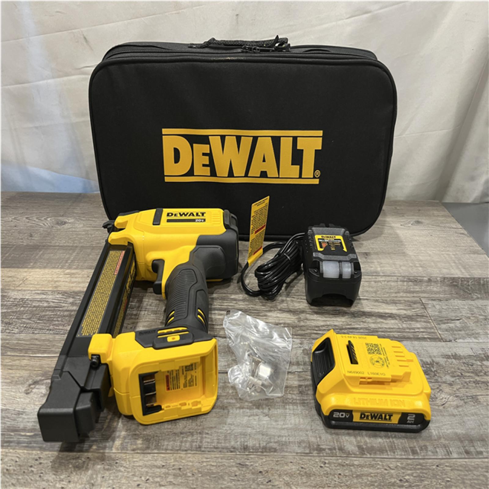 AS-IS DEWALT 20V MAX Lithium-Ion Cordless Cable Stapler Kit