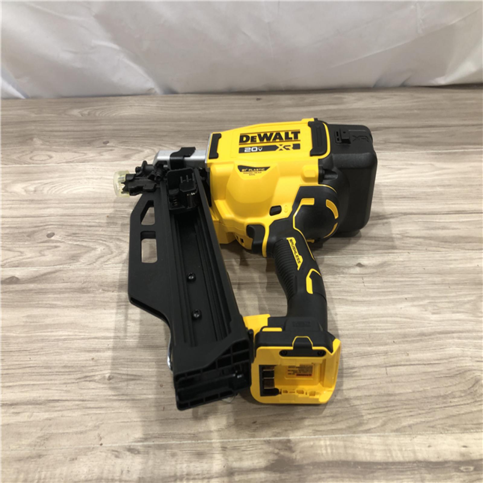 AS-IS DEWALT 20-Volt 21° Cordless Framing Nailer (Tool-Only)