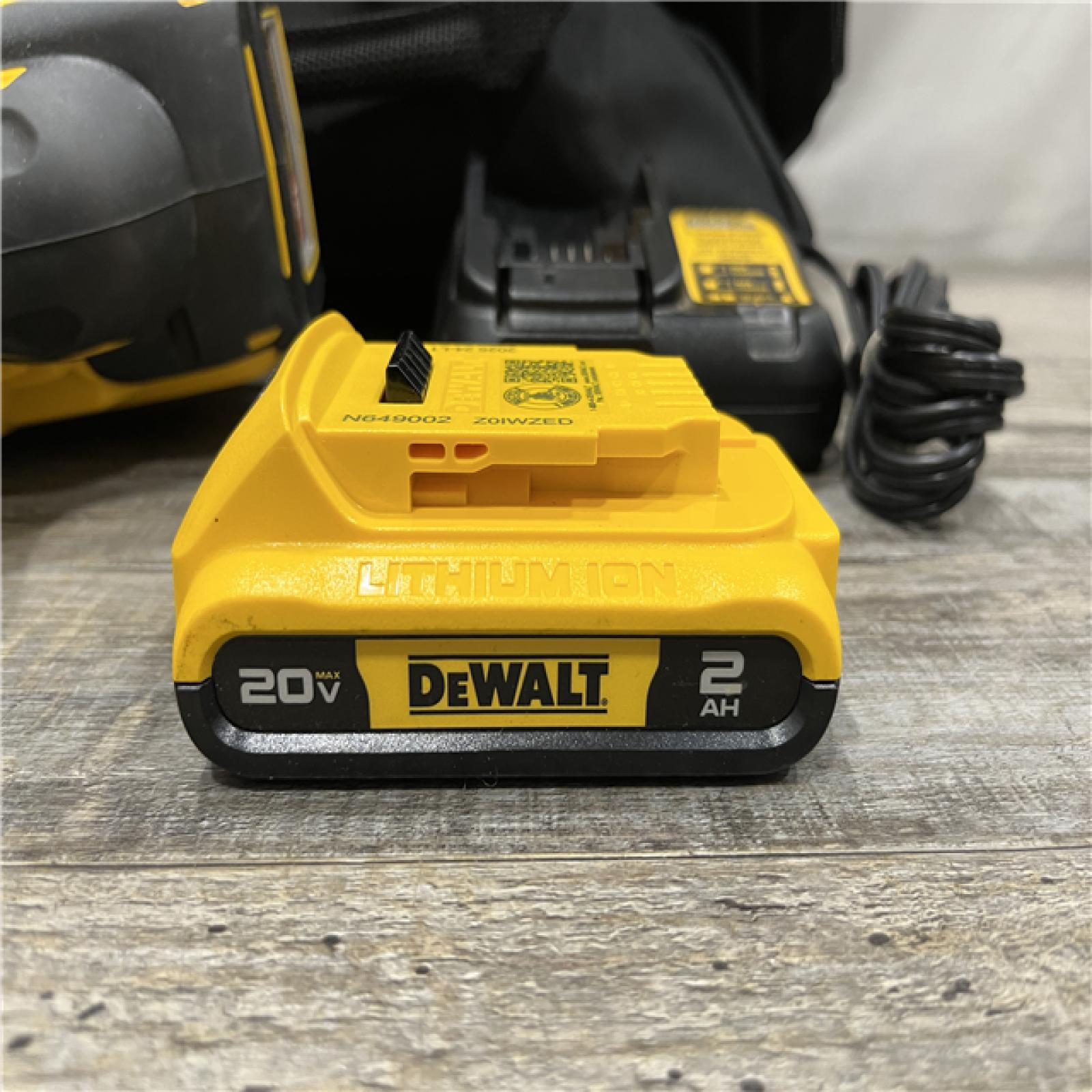 AS-IS DEWALT 20V MAX XR Lithium-Ion Cordless 18-Gauge Narrow Crown Stapler Kit