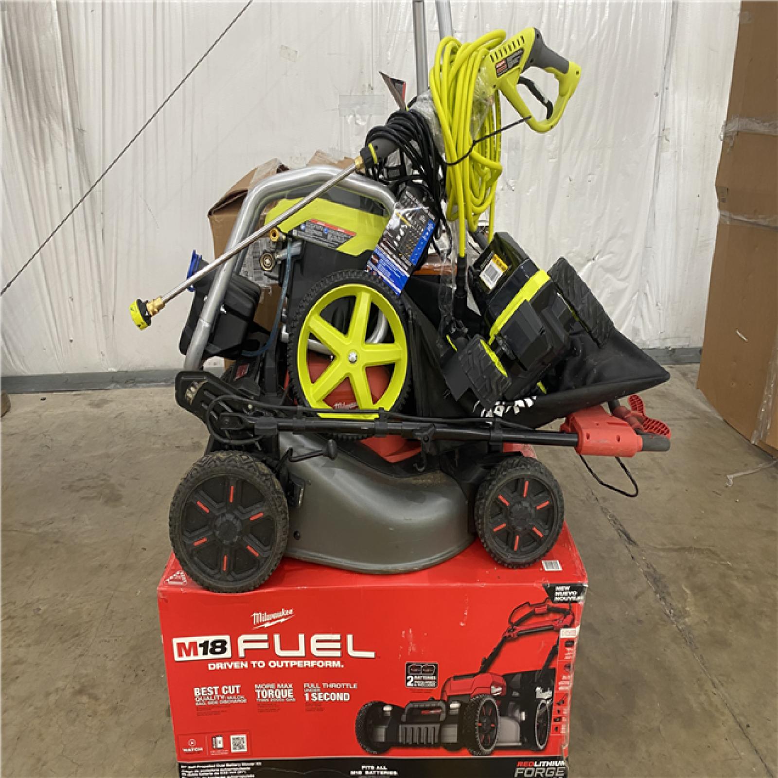 Houston Location AS IS - Tool Pallet