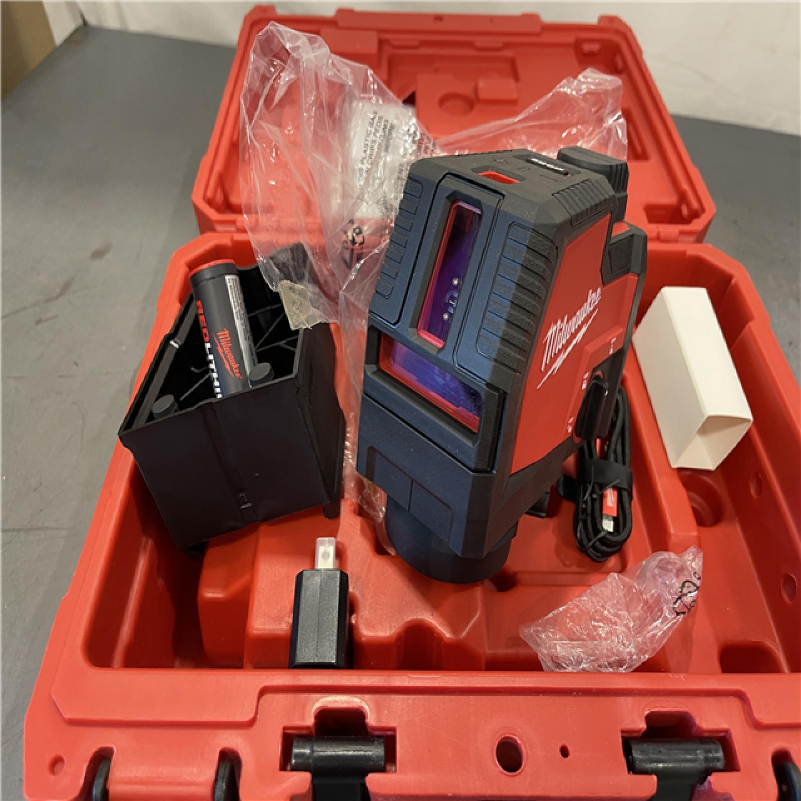 AS-IS - Milwaukee Green 100 ft. Cross Line and Plumb Points Rechargeable Laser Level Kit
