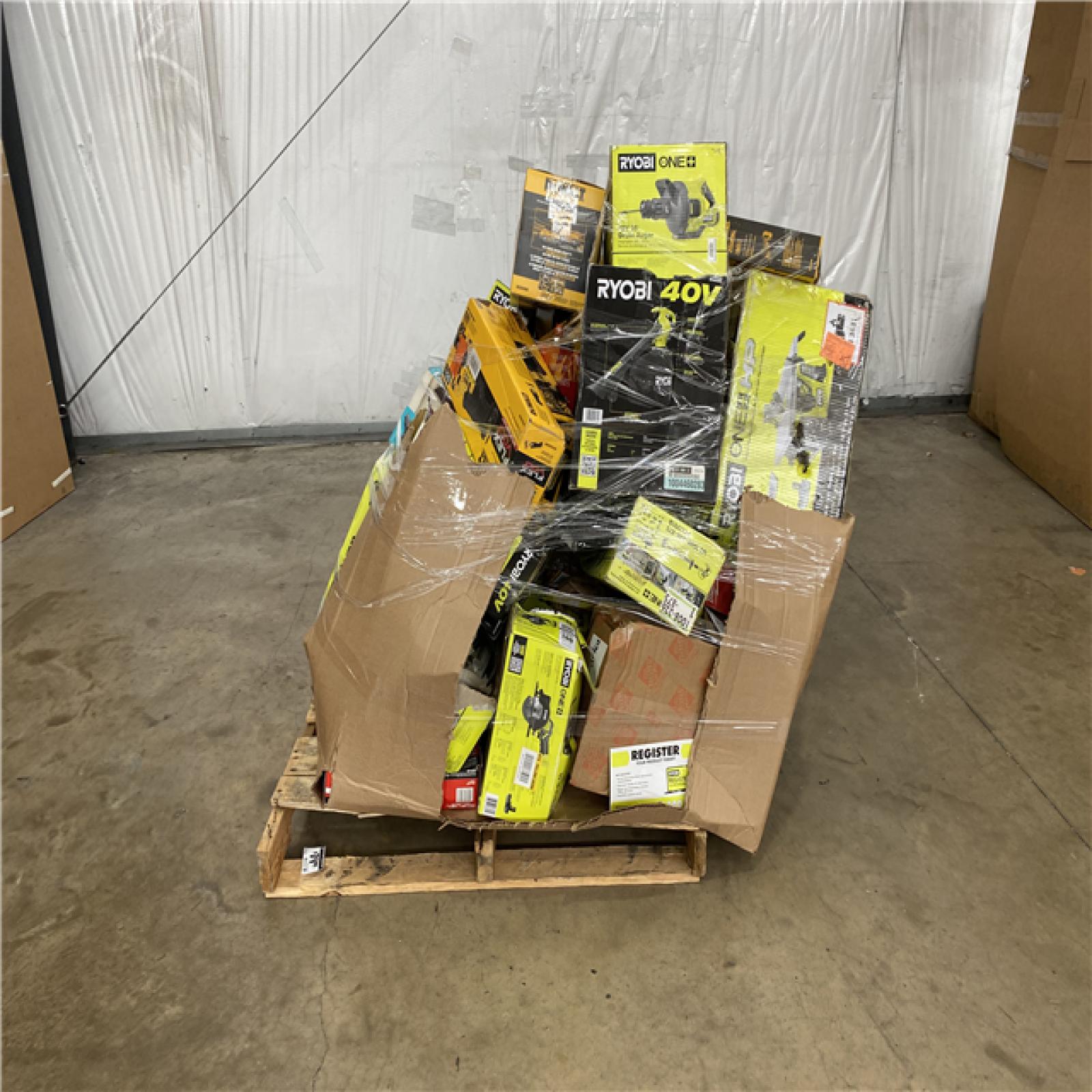 Houston Location AS IS - Tool Pallet