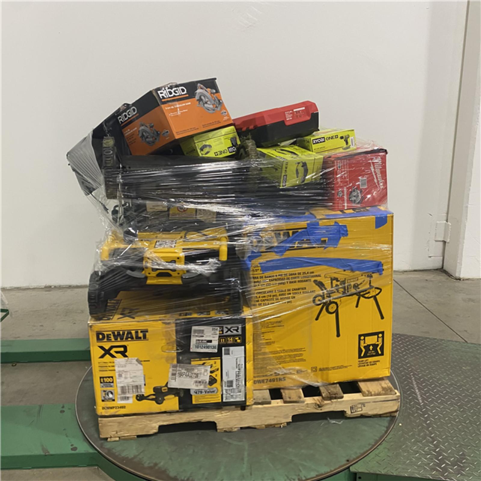 Dallas Location - As-Is Tool Pallet