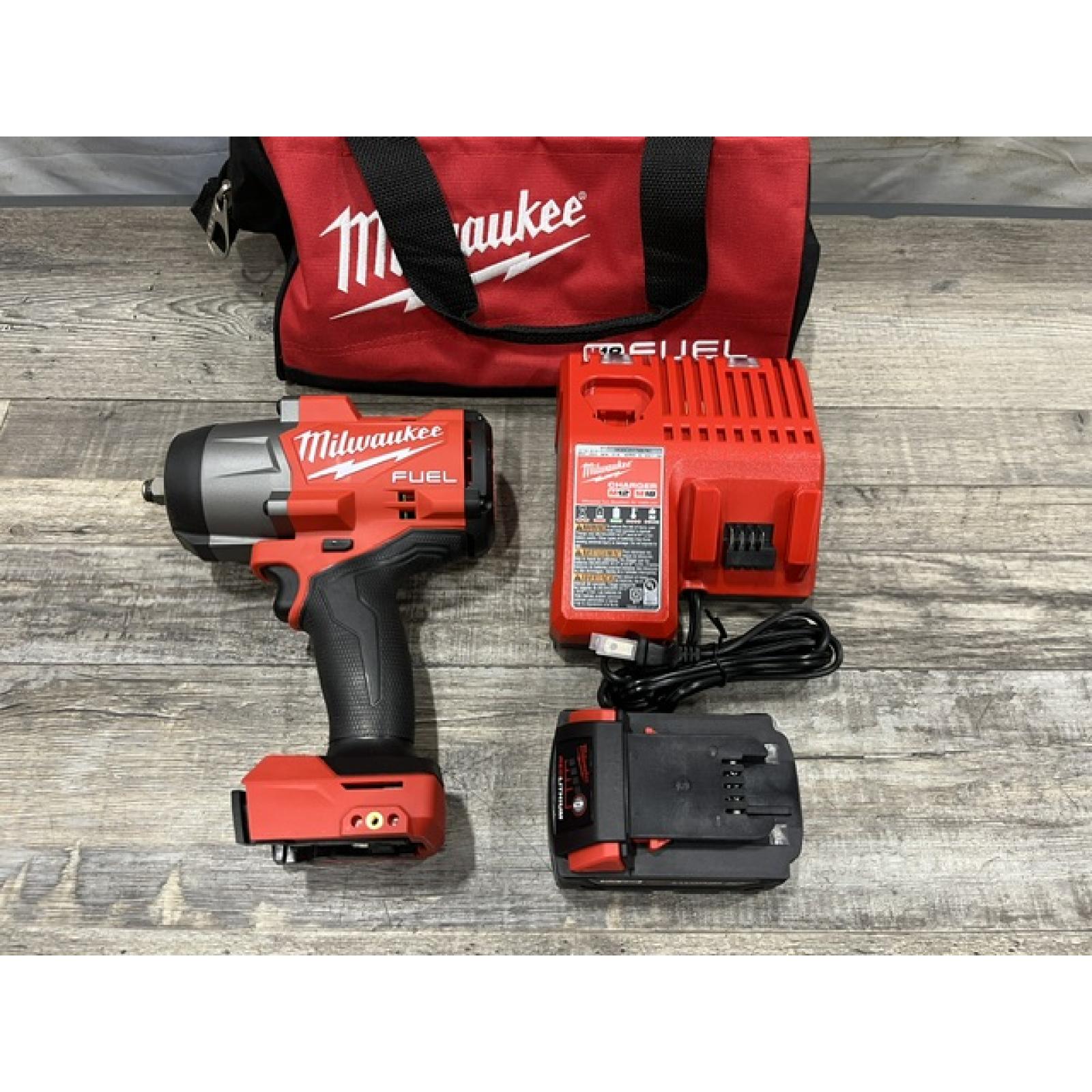 AS-IS Milwaukee FUEL 18V Lithium-Ion Brushless Cordless 1/2 in. Impact Wrench w/Friction Ring Kit