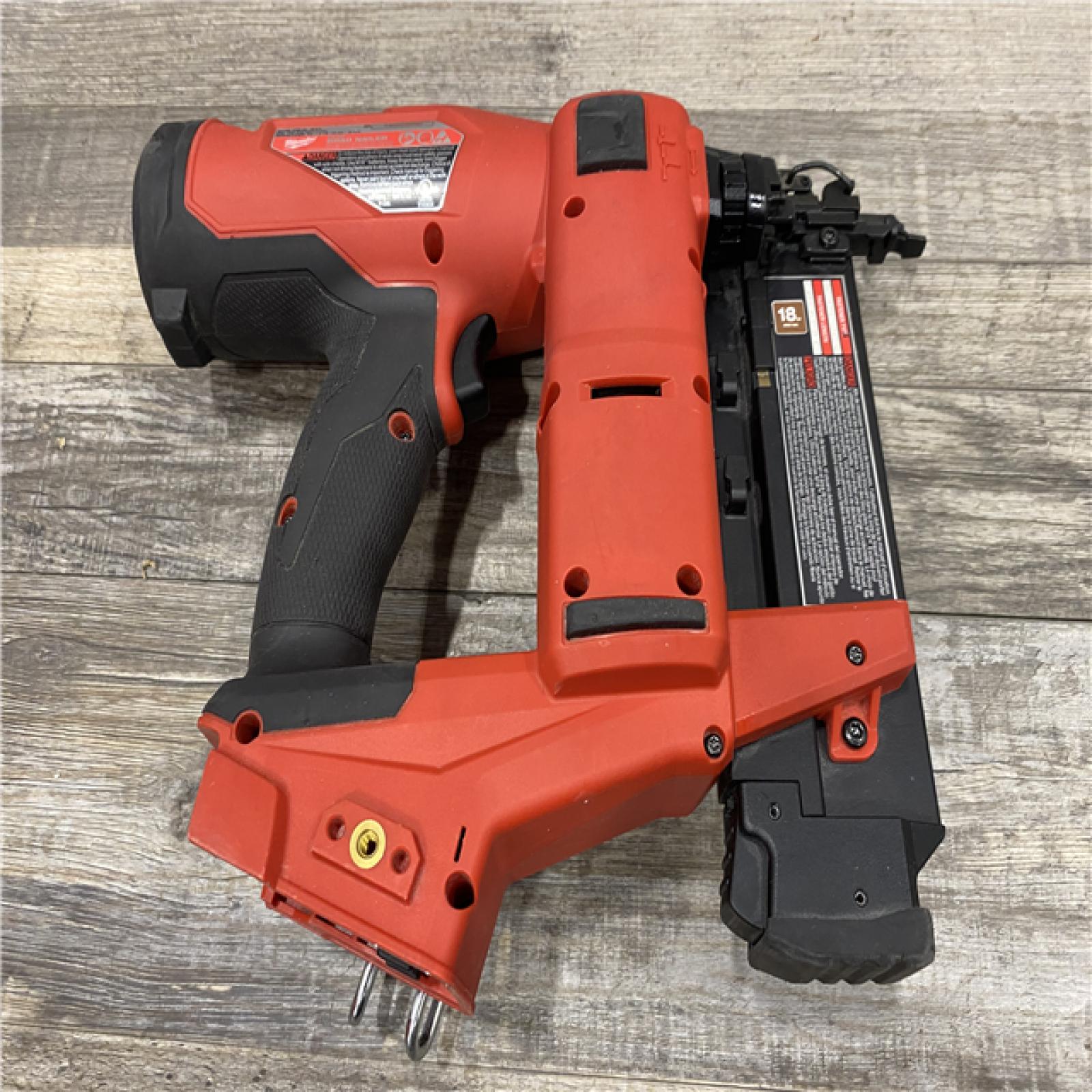 AS-IS Milwaukee FUEL 18-Volt Lithium-Ion Brushless Cordless Gen II 18-Gauge Brad Nailer (Tool-Only)