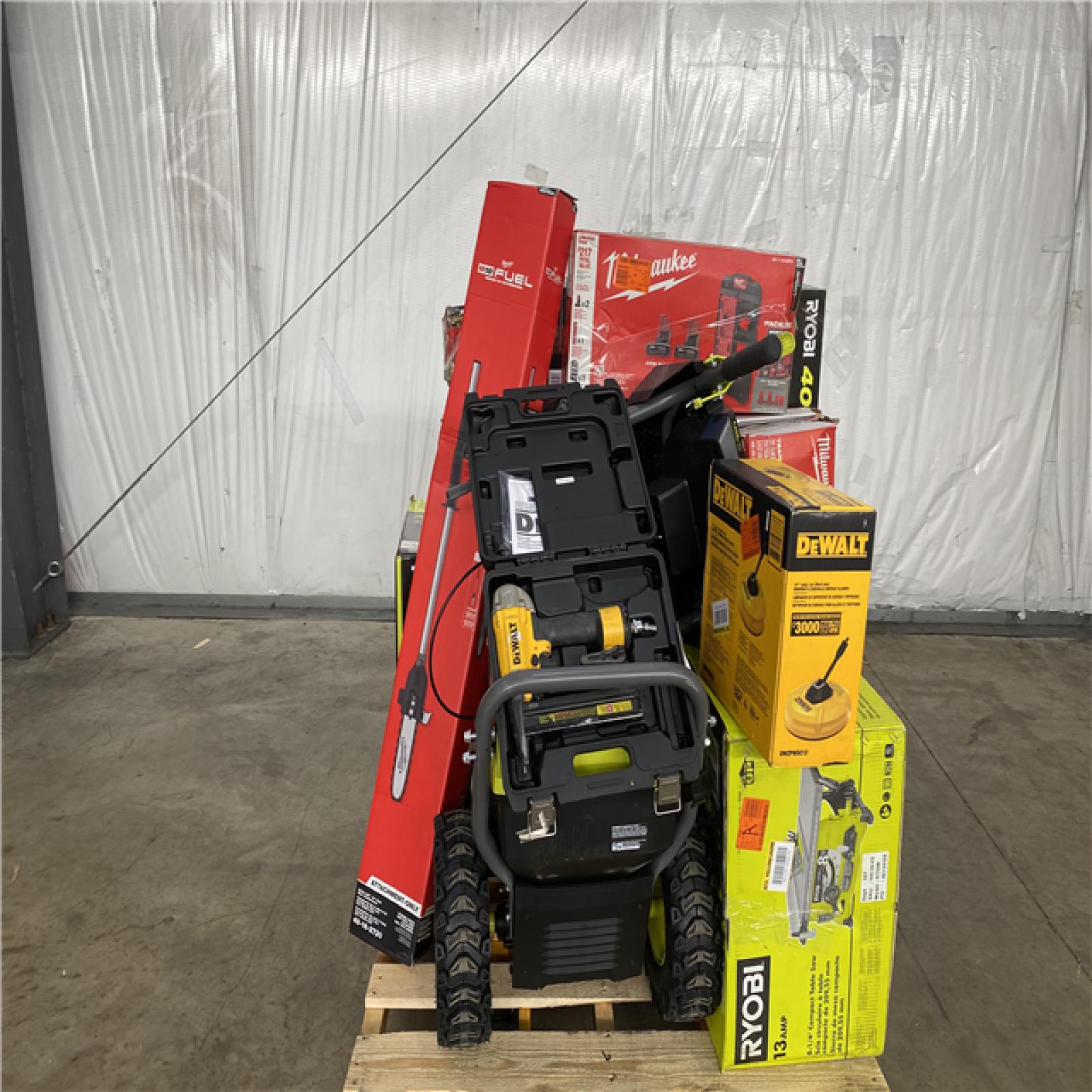 Houston Location AS IS - Tool Pallet