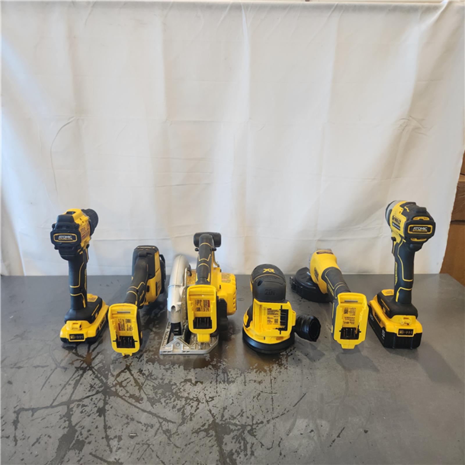 AS-IS- 20-Volt MAX ToughSystem Lithium-Ion 6-Tool Cordless Combo Kit