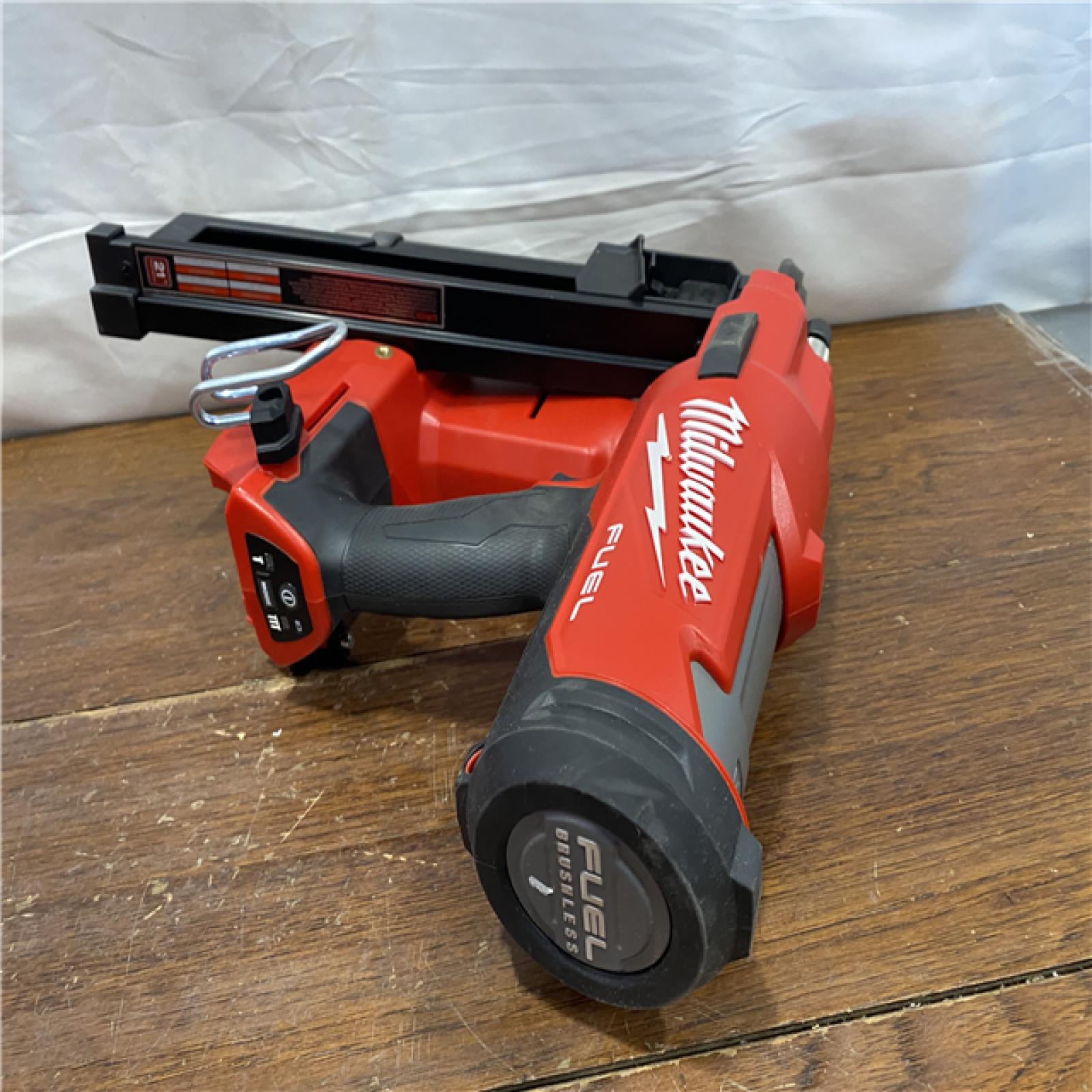 AS-IS Milwaukee 2744-20 M18 FUEL 21-Degree Cordless Framing Nailer (Tool Only)