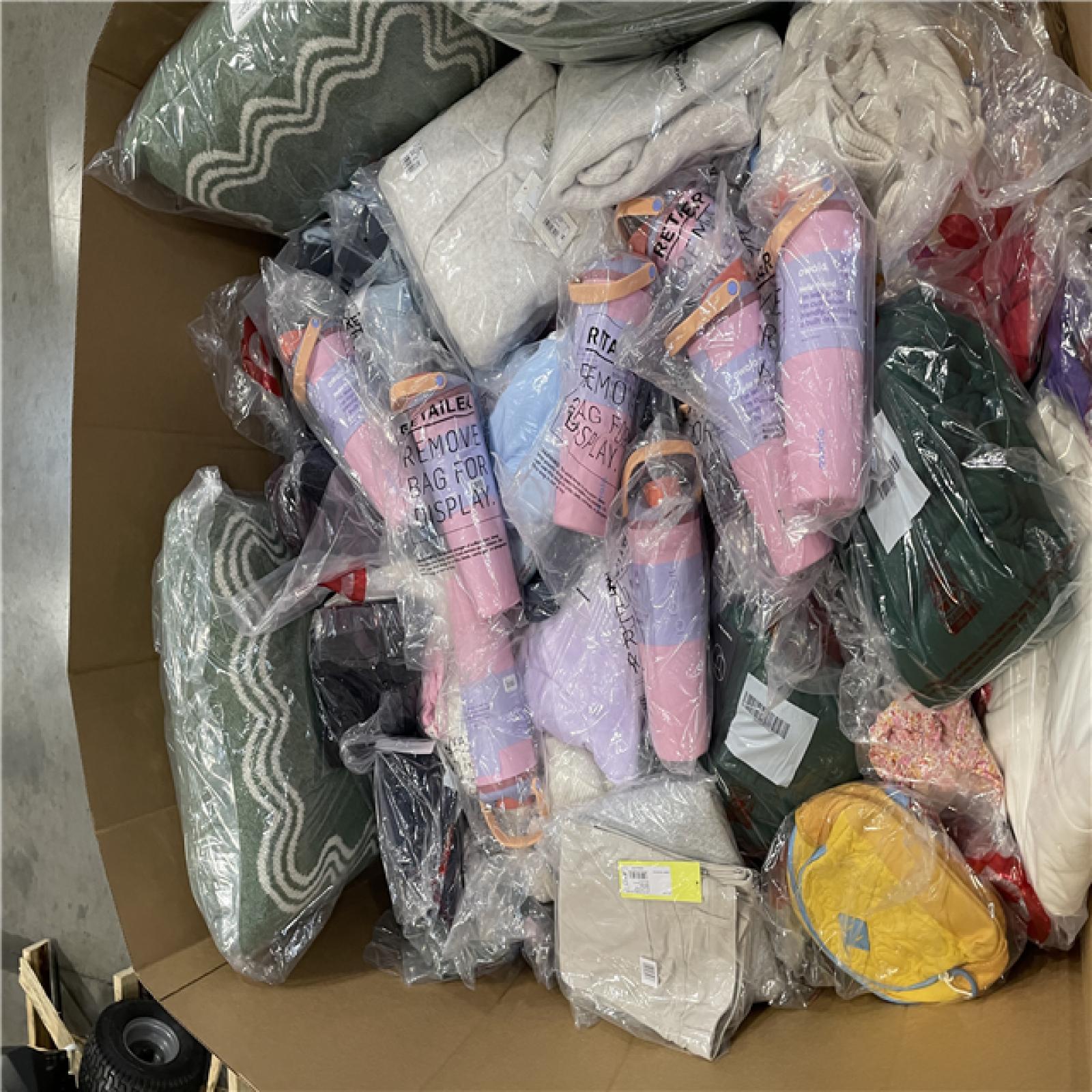 DALLAS LOCATION- NEW!- BULLSEYE MIXED CLOTHING PALLET (300 UNITS)