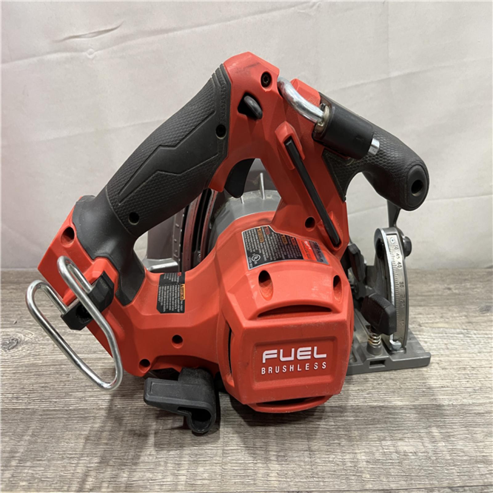 AS-IS Milwaukee FUEL 18V Lithium-Ion Brushless Cordless 6-1/2 in. Circular Saw (Tool-Only)