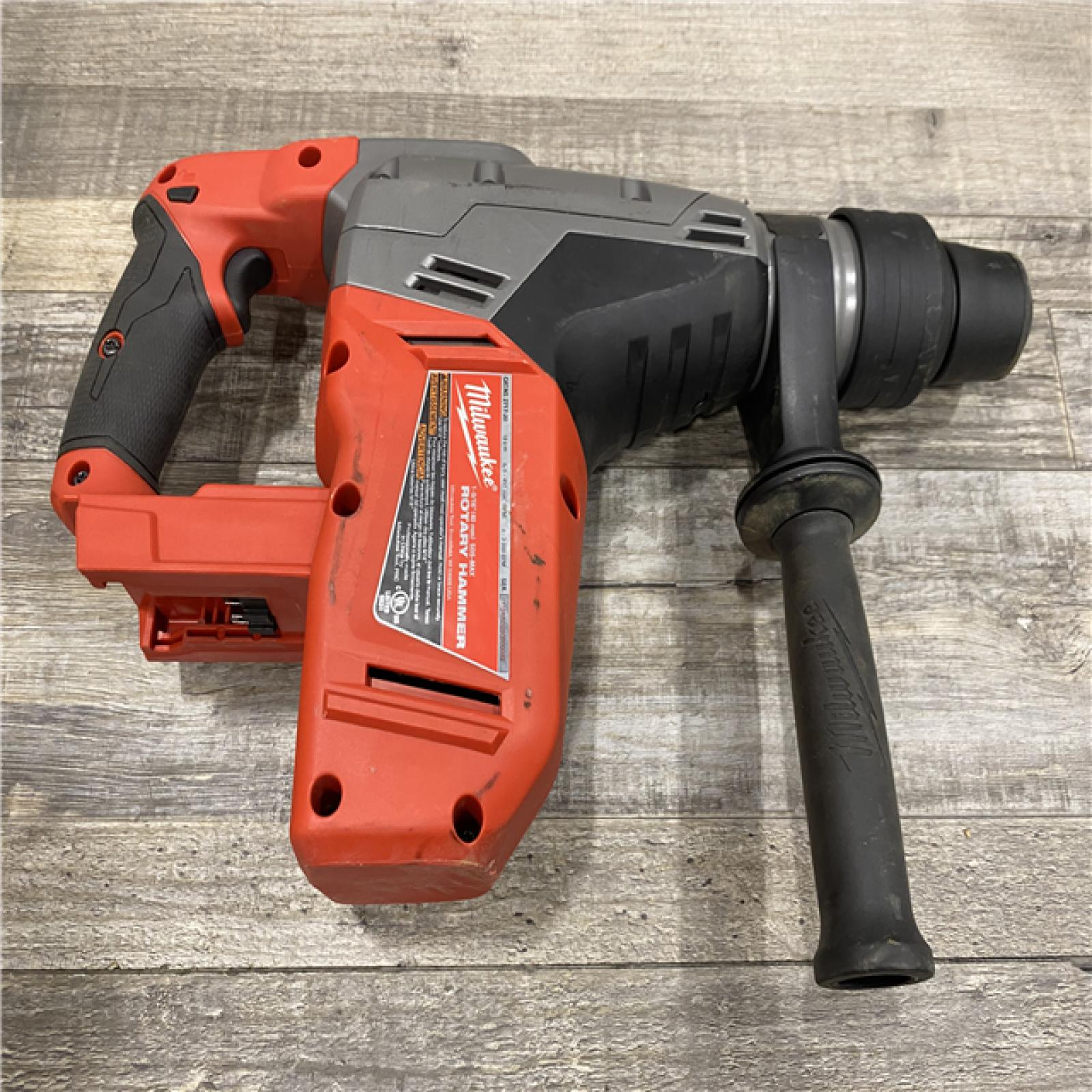 AS-IS Milwaukee  FUEL 18V Lithium-Ion Brushless Cordless 1-9/16 in. SDS-Max Rotary Hammer (Tool-Only)