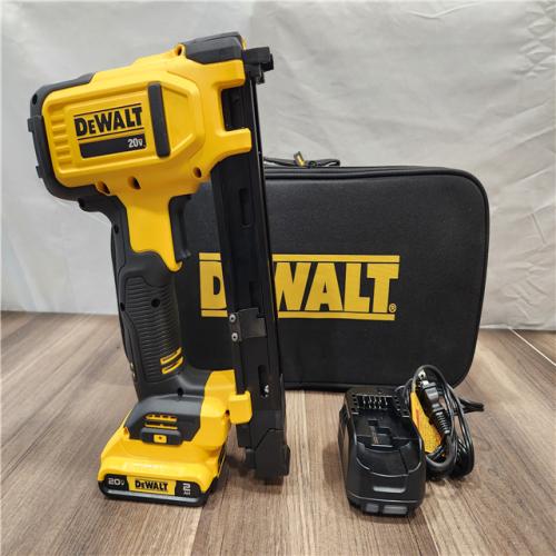 NEW- DEWALT Cordless Cable Stapler KIT