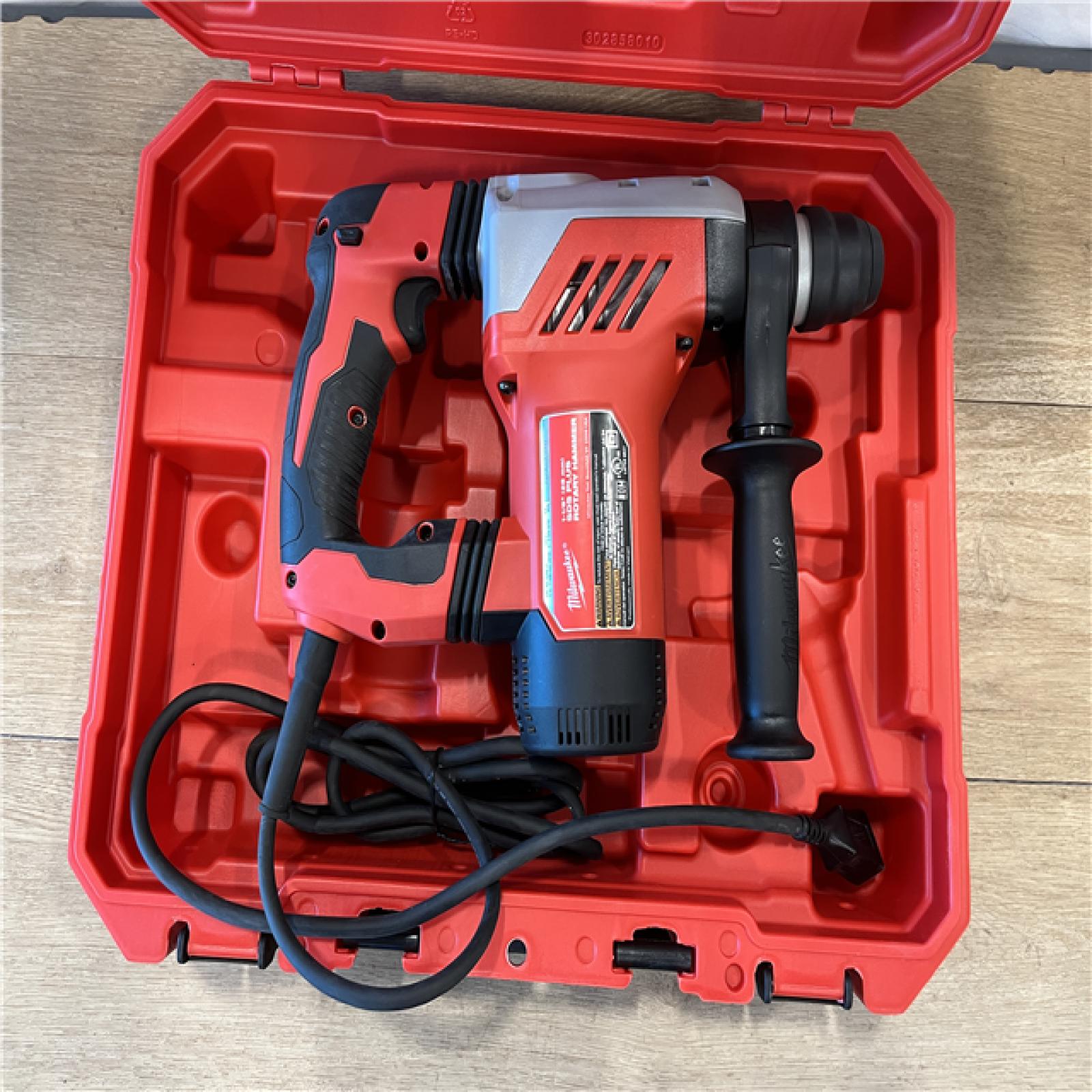 AS-IS  Milwaukee 1-1/8 in. Corded SDS-Plus Rotary Hammer