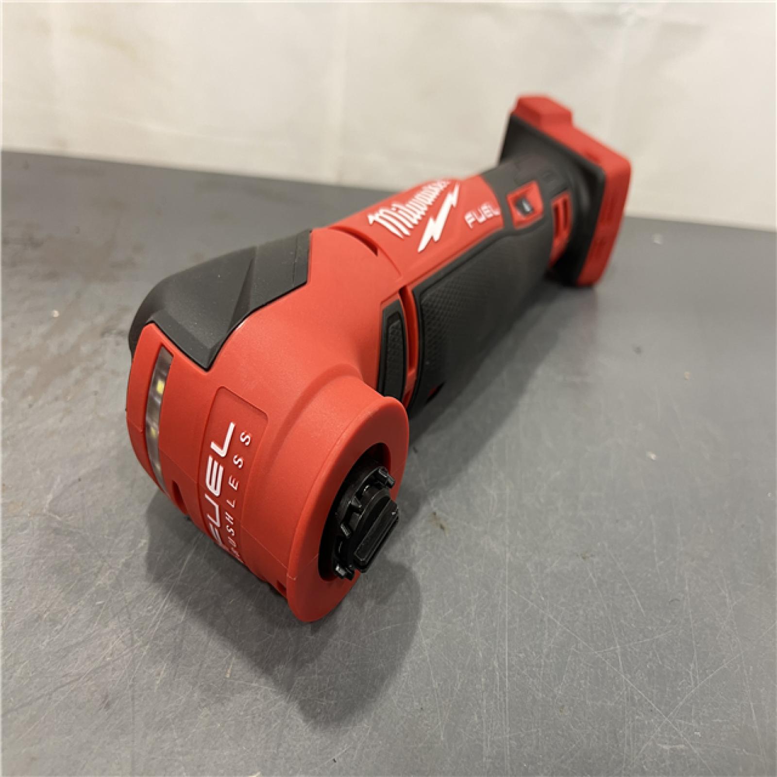 AS-IS - Milwaukee M18 FUEL 18V Lithium-Ion Cordless Brushless Oscillating Multi-Tool