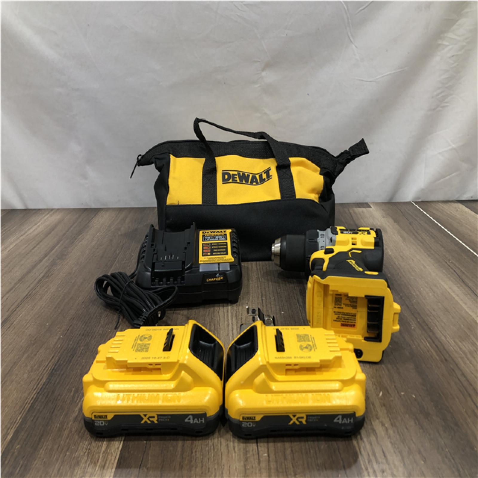 AS-IS  DEWALT 20V XR Lithium-Ion Cordless Brushless 1/2 in. Drill/Driver Kit