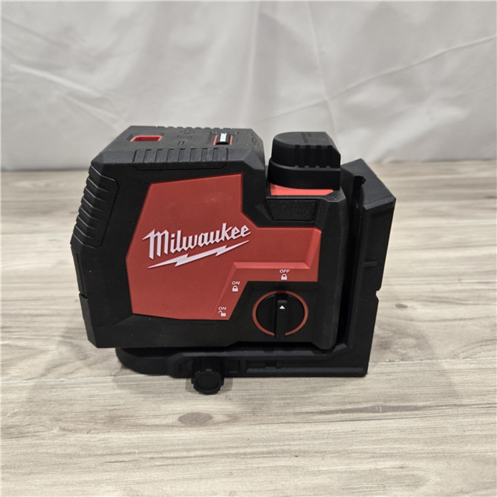 AS-IS Milwaukee-3522-21 Green Beam USB Laser