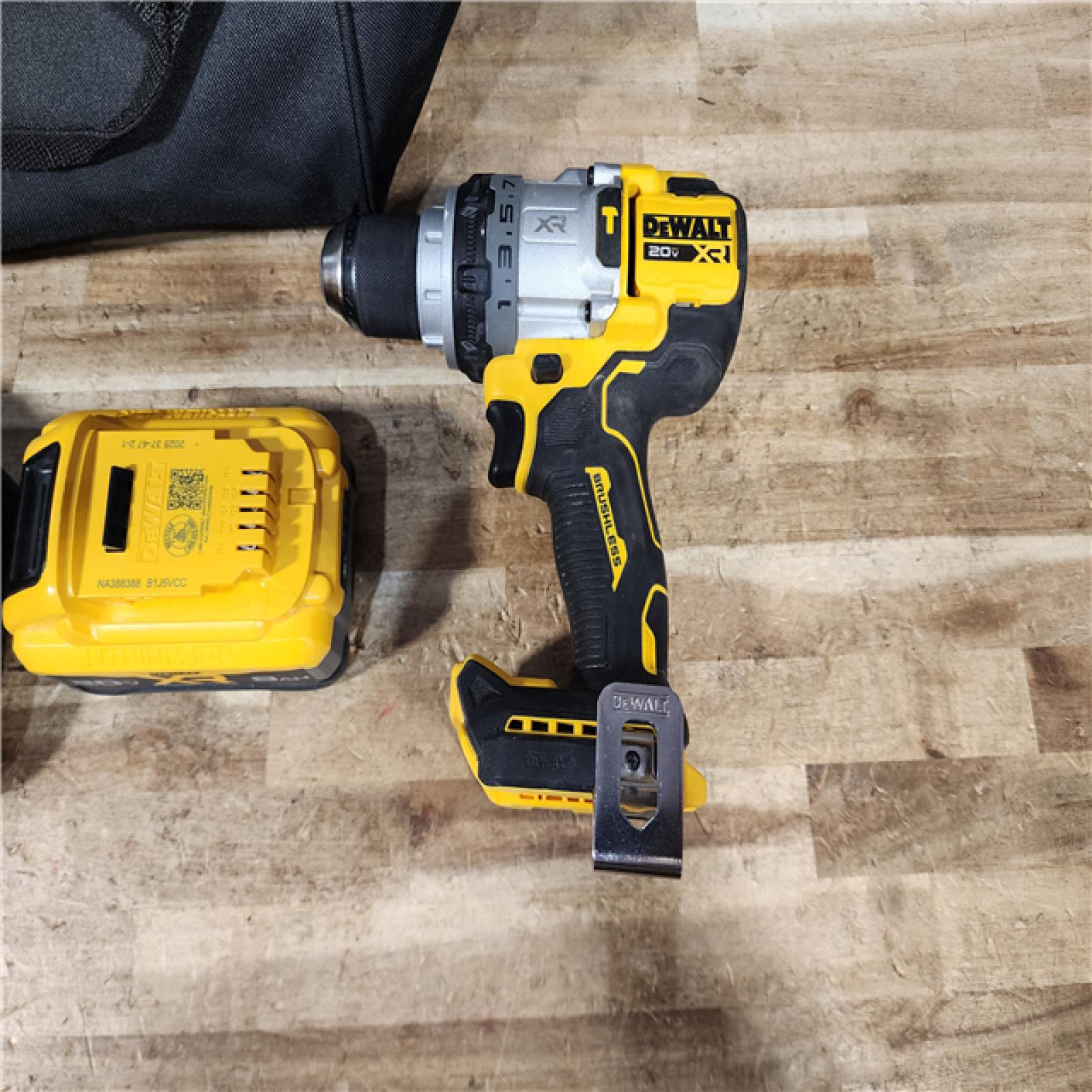 HOUSTON LOCATION - AS - IS DEWALT 20V XR Lithium-Ion Cordless Hammer Drill Kit