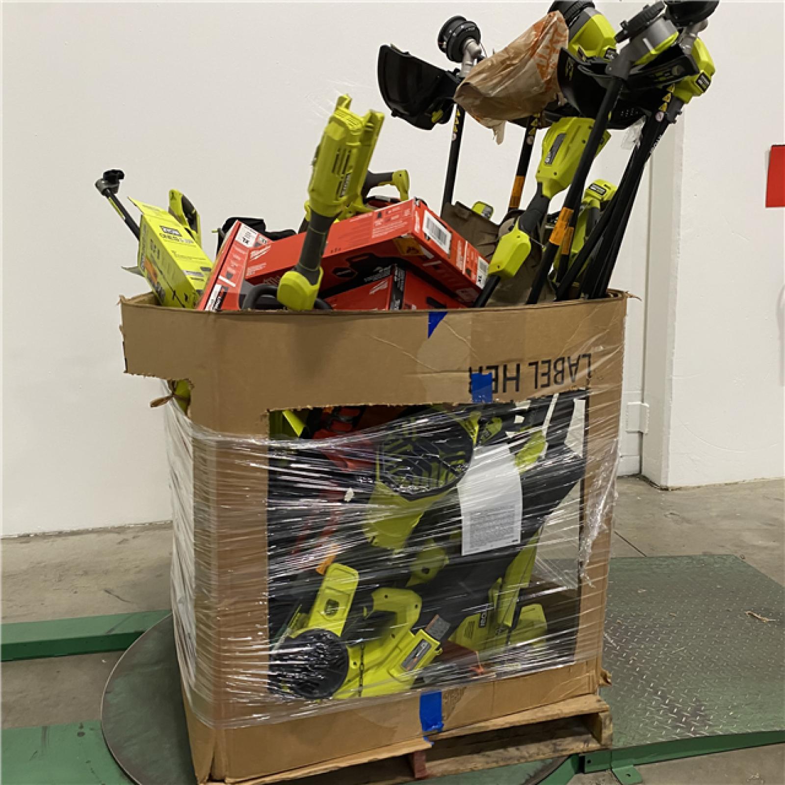 Dallas Location - As-Is Tool Pallet