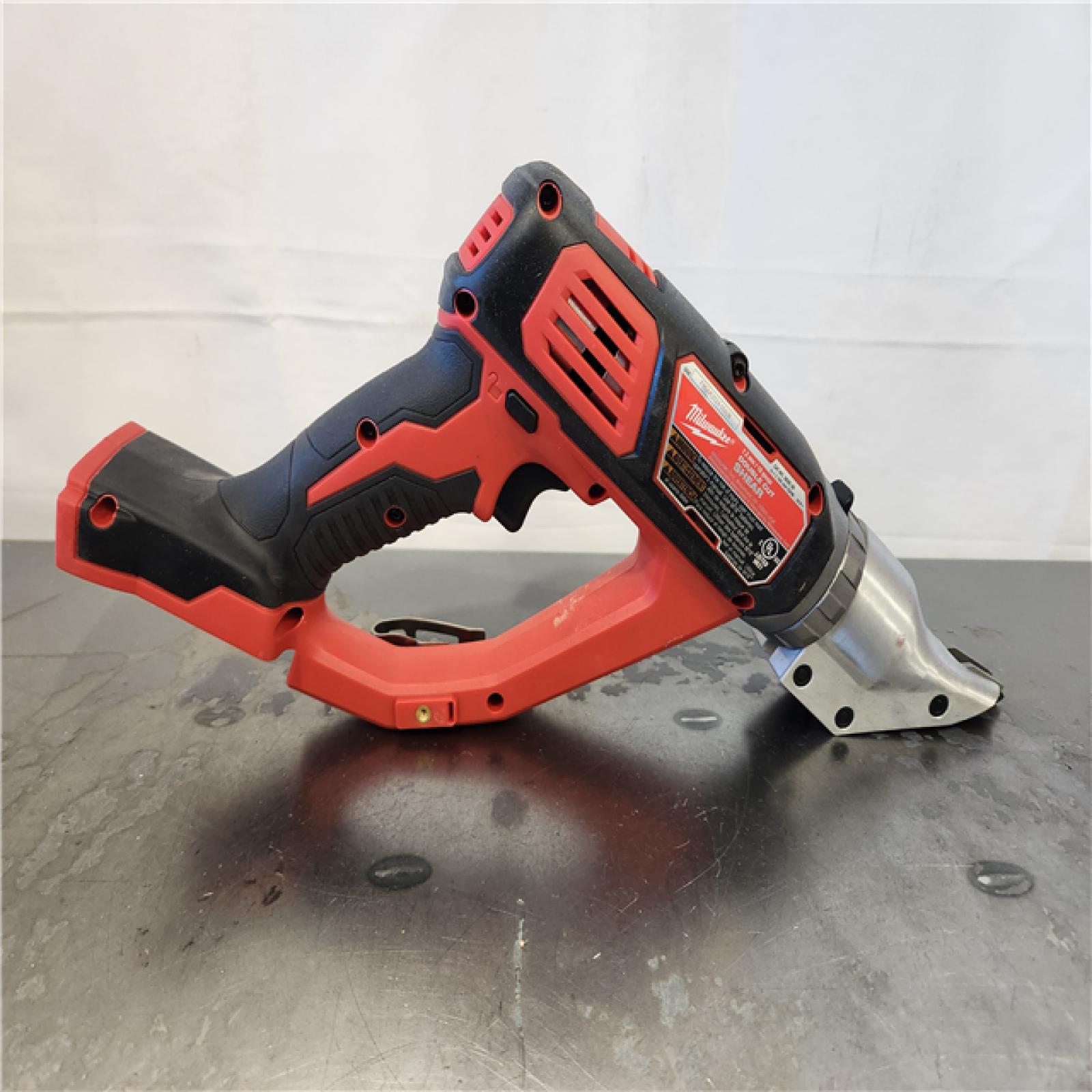 AS-IS- Milwaukee M18 18-volt Lithium-ion Cordless 18-gauge Double Cut Metal Shear  Bare Tool