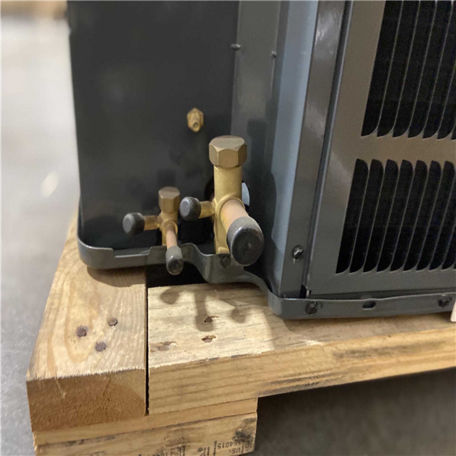 DALLAS LOCATION - Goodman 5 Ton 14.3 SEER2 Heat Pump Condenser