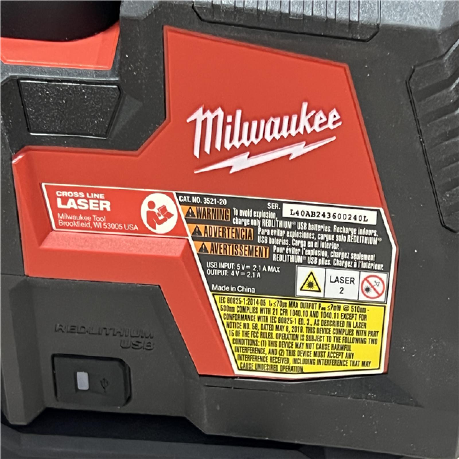 AS-IS Milwaukee 100 ft. REDLITHIUM Lithium-Ion USB Green Rechargeable Cross Line Laser Level with Charger