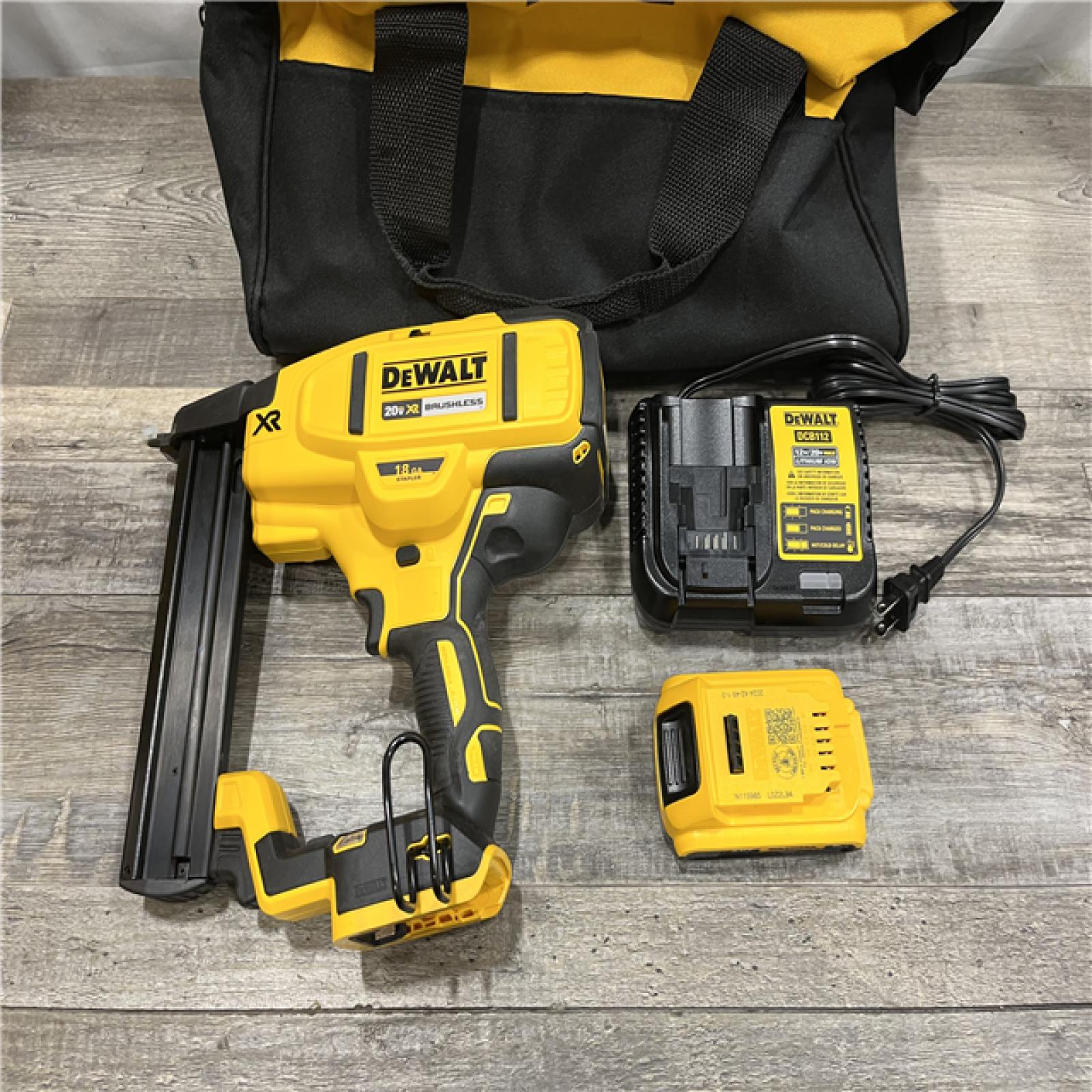 AS-IS DEWALT 20V MAX XR Lithium-Ion Cordless 18-Gauge Narrow Crown Stapler Kit