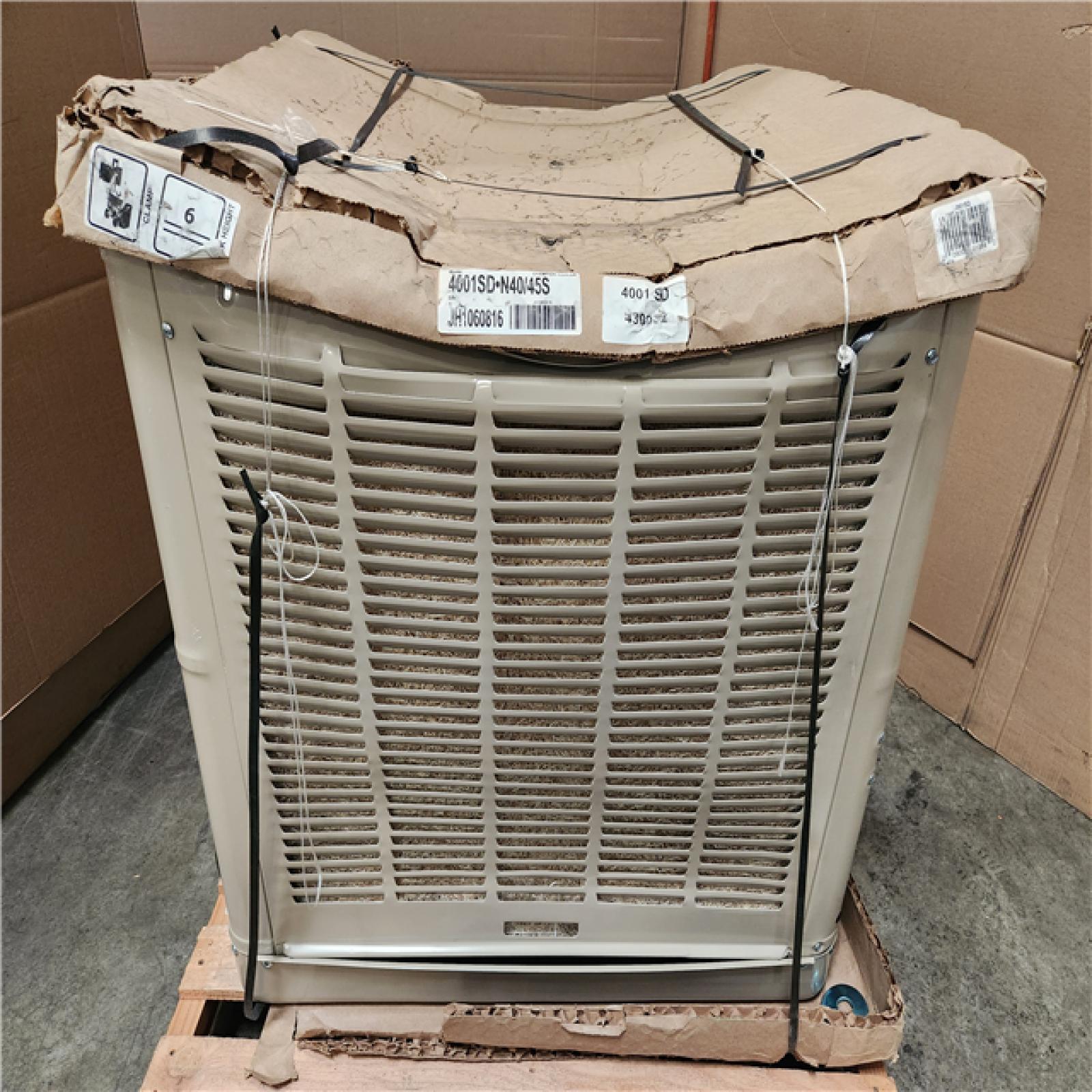 Phoenix AS-IS Champion Cooler 4600 CFM Side-Draft Wall/Roof Evaporative Cooler for 1700 sq. ft. (Motor Not Included)