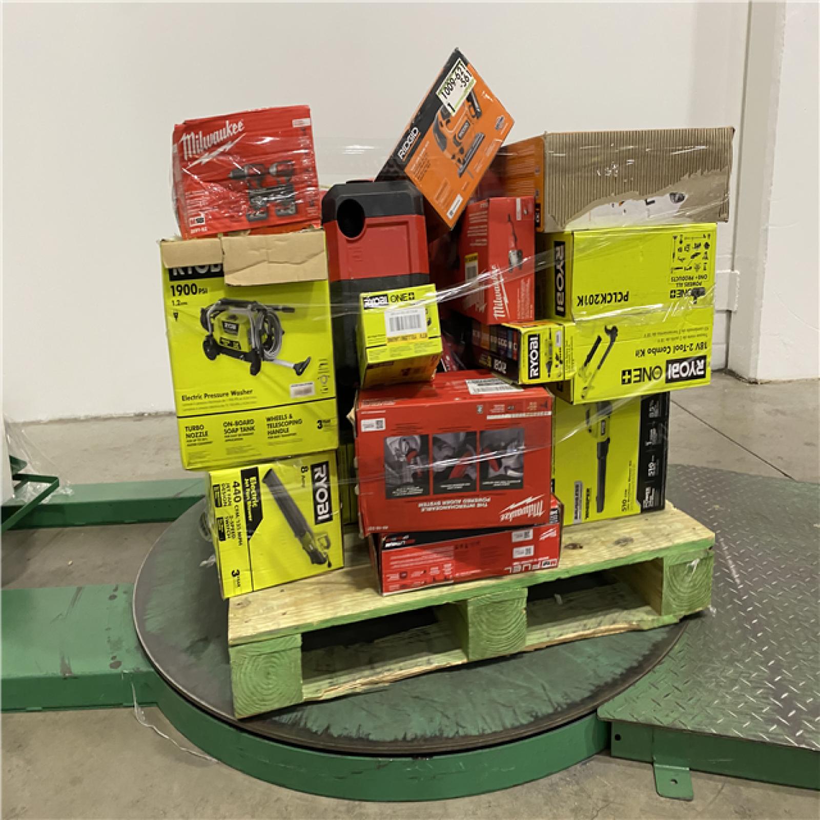 Dallas Location - As-Is Tool Pallet