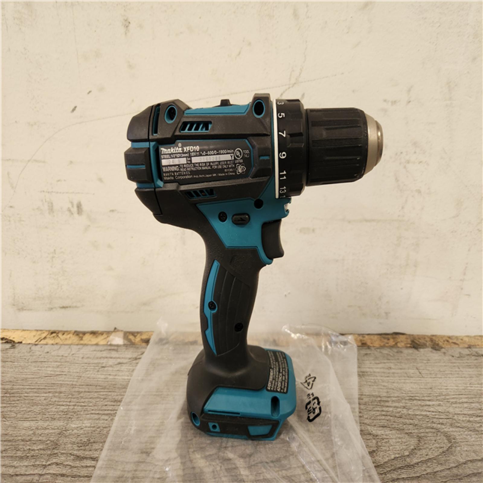 Phoenix Location NEW Makita 40V Max XGT Compact Brushless Cordless Compact 1/2 in. Hammer Driver-Drill Kit (1.5Ah)