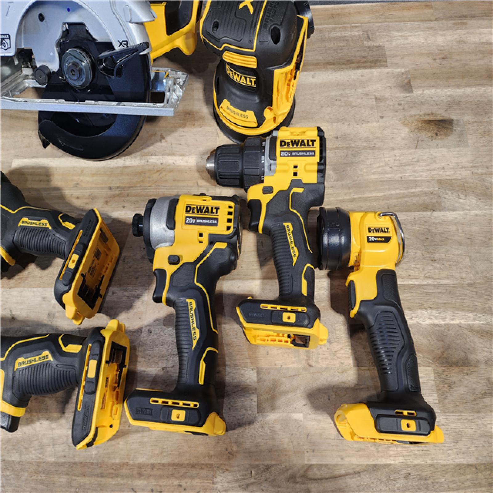 HOUSTON LOCATION - AS-IS (APPEARS LIKE NEW) DEWALT 20-Volt MAX Lithium-Ion Cordless 7-Tool Combo Kit with 2.0 Ah Battery, 5.0 Ah Battery and Charger