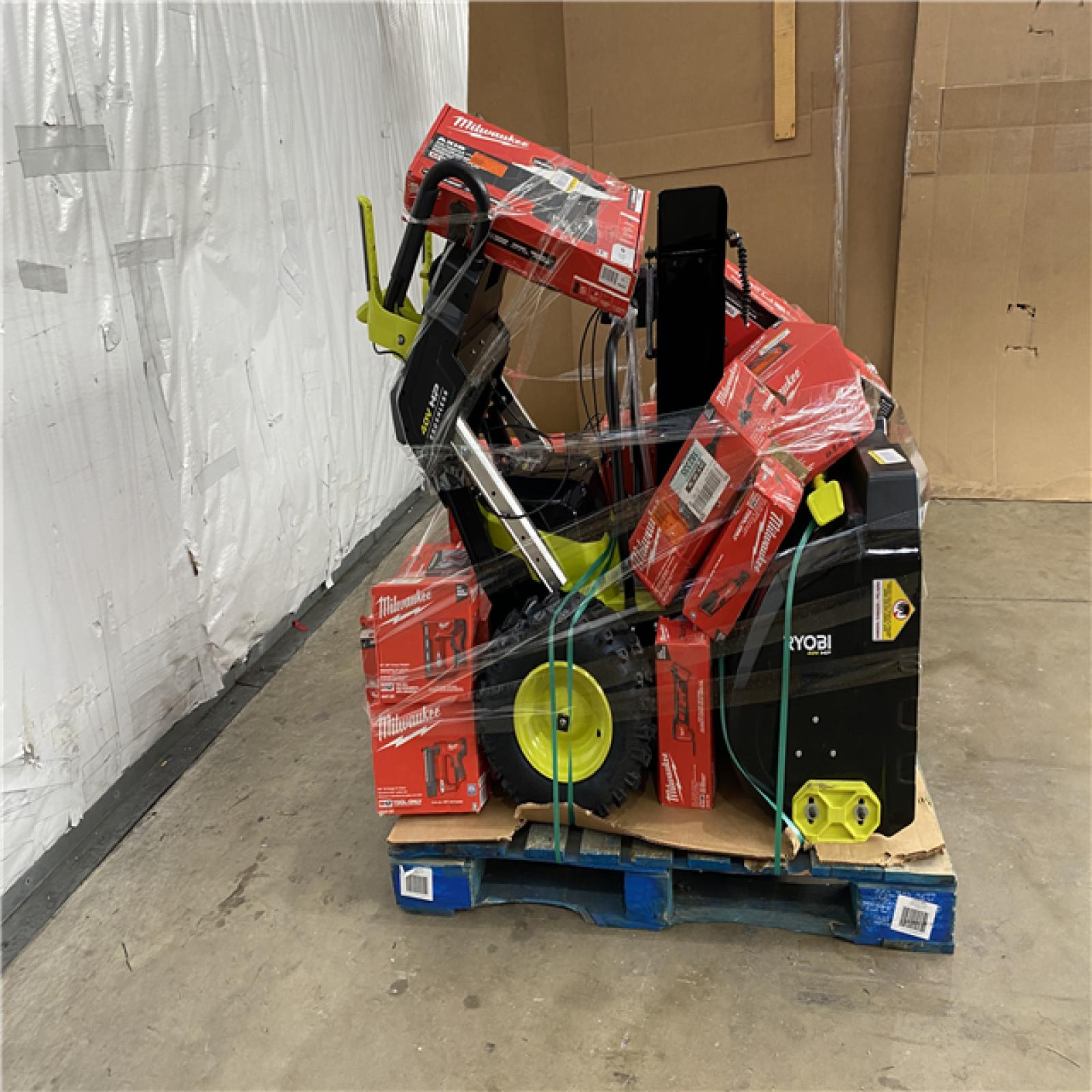 Houston Location AS IS - Tool Pallet