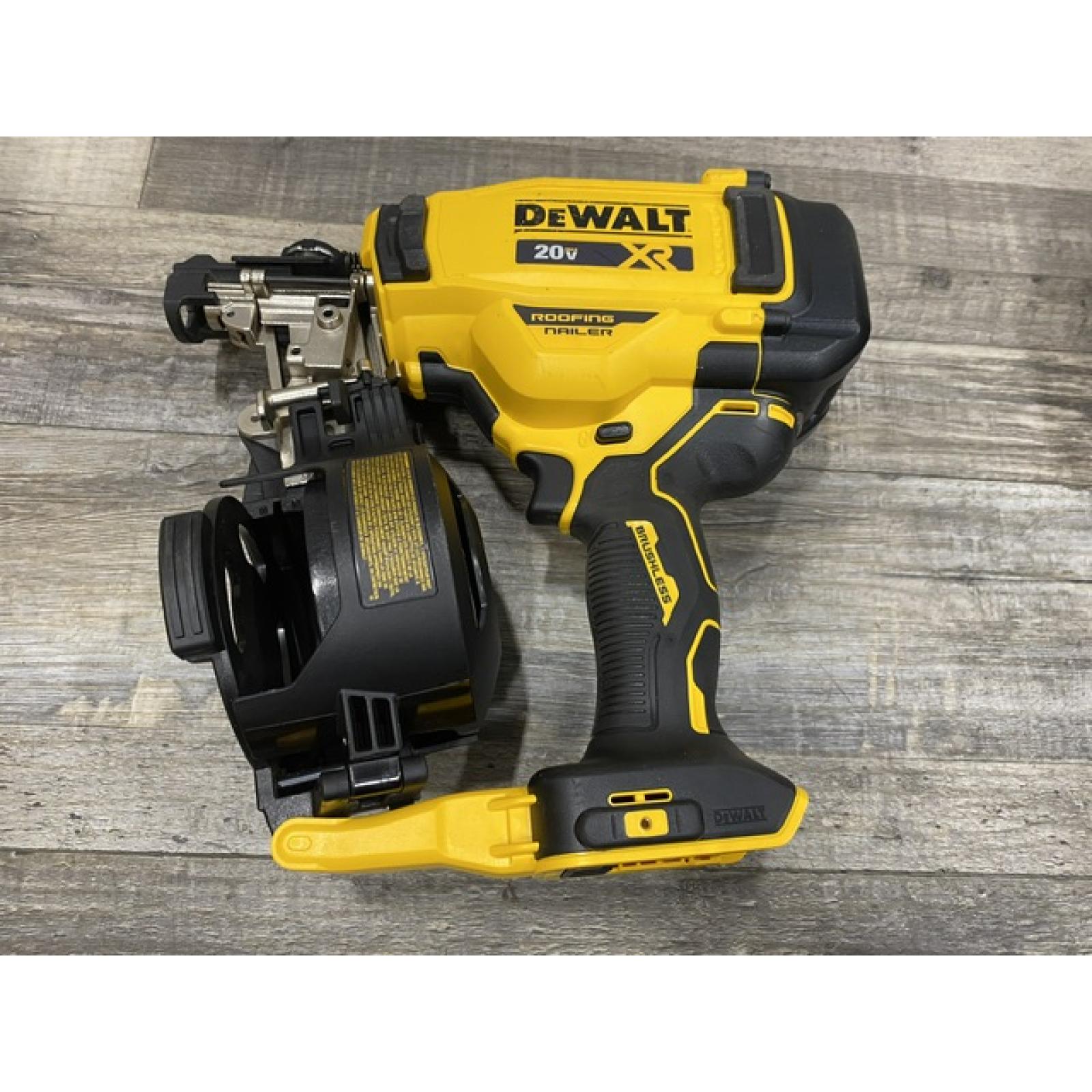 AS-IS DEWALT 20V MAX Lithium-Ion 15-Degree Electric Cordless Roofing Nailer Kit