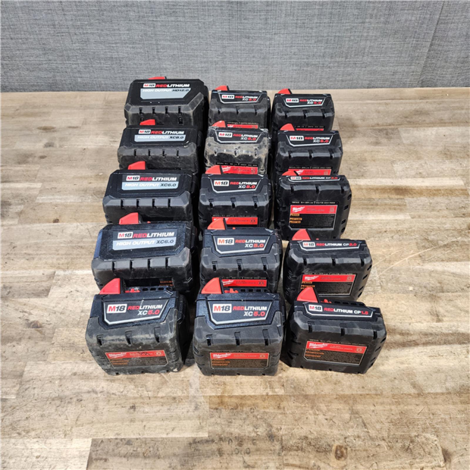 HOUSTON LOCATION - AS-IS MILWAUKEE BATTERY PACK QTY - 15
