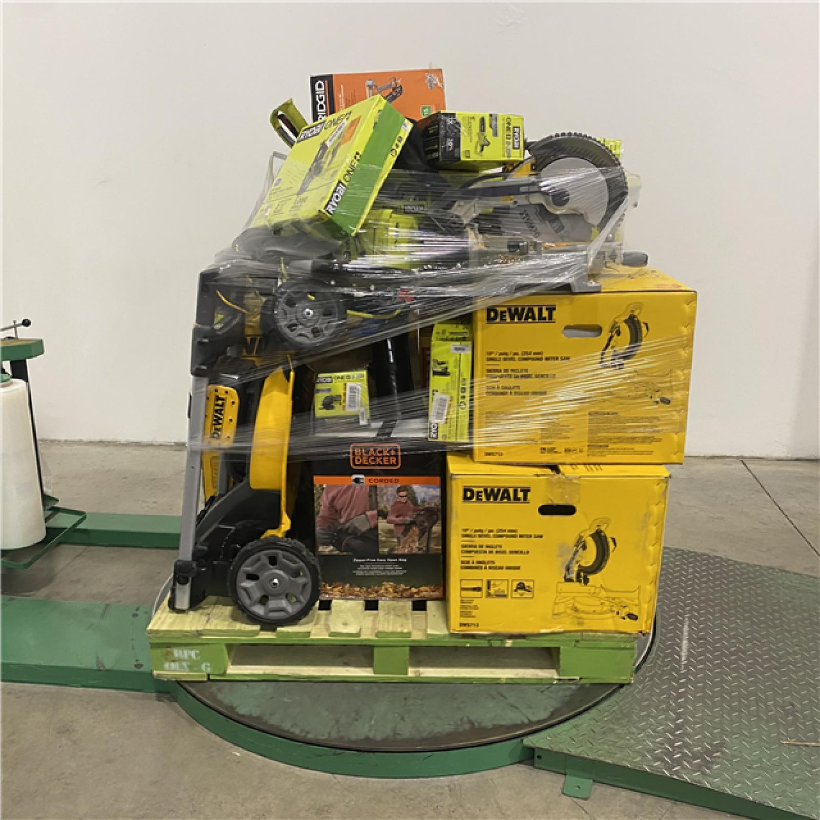Dallas Location - As-Is Tool Pallet