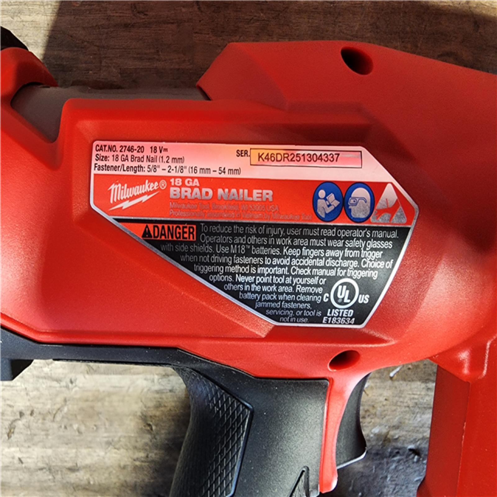 HOUSTON LOCATION - AS-IS (APPEARS LIKE NEW) Milwaukee M18 Fuel 18V Brushless 18-Gauge Brad Nailer 2746-20 (Bare Tool)
