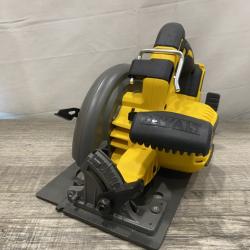 AS-IS DEWALT FLEXVOLT 60V MAX Cordless Brushless 7-1/4 in. Circular Saw with Brake (Tool Only)