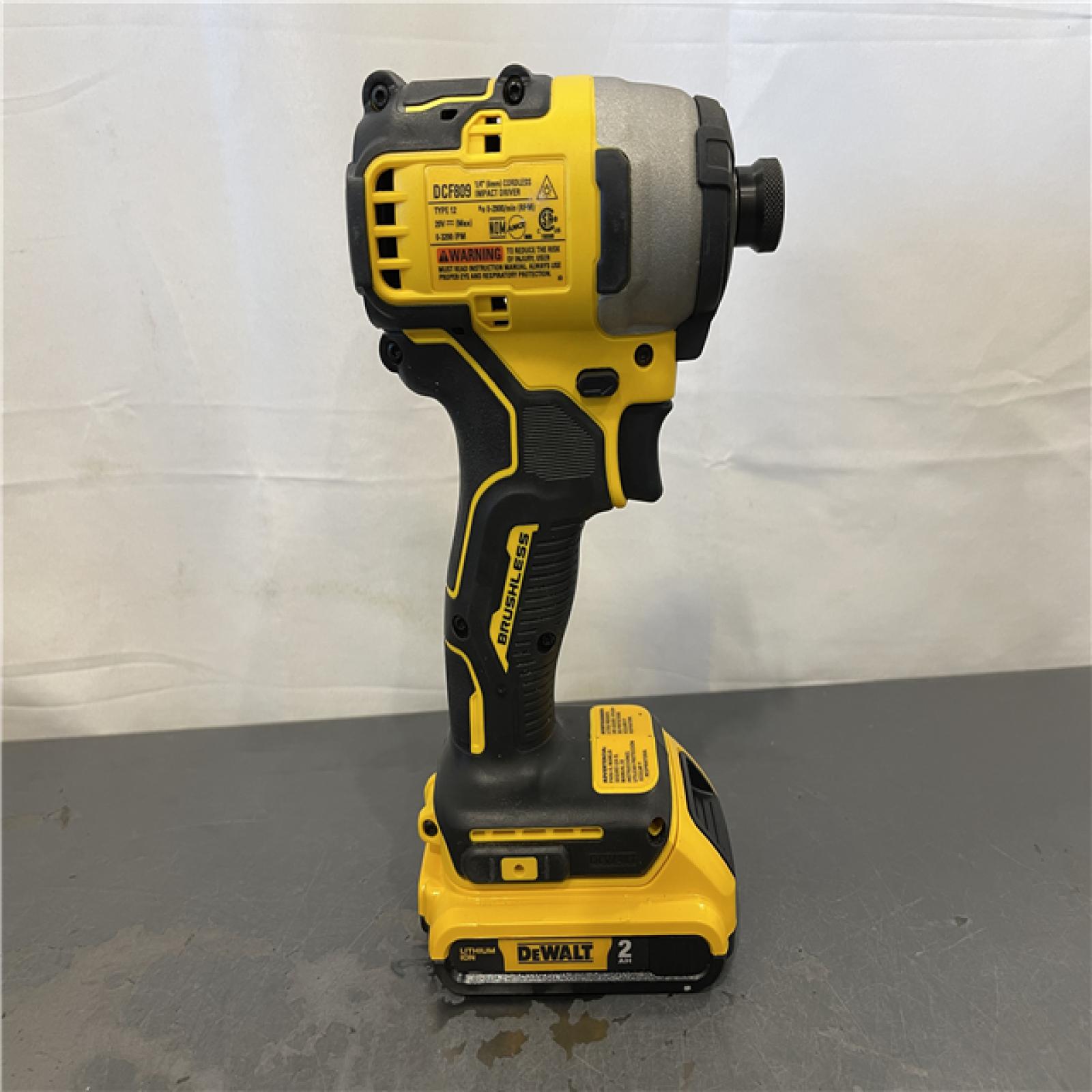 AS-IS - DeWALT ATOMIC 20V Max Lithium-Ion Brushless Cordless Compact 1/4 in. Impact Driver Kit