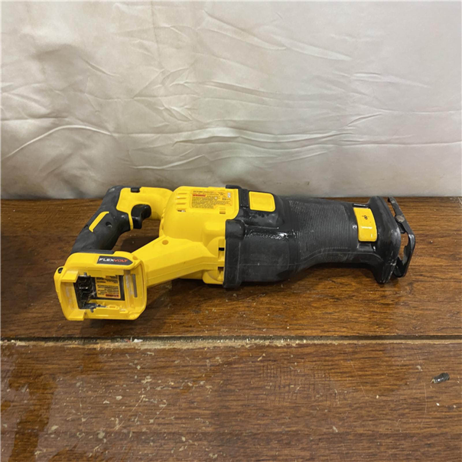 AS-IS DeWalt DCS389B FLEXVOLT 60V MAX Cordless Brushless Reciprocating Saw (Tool-Only)