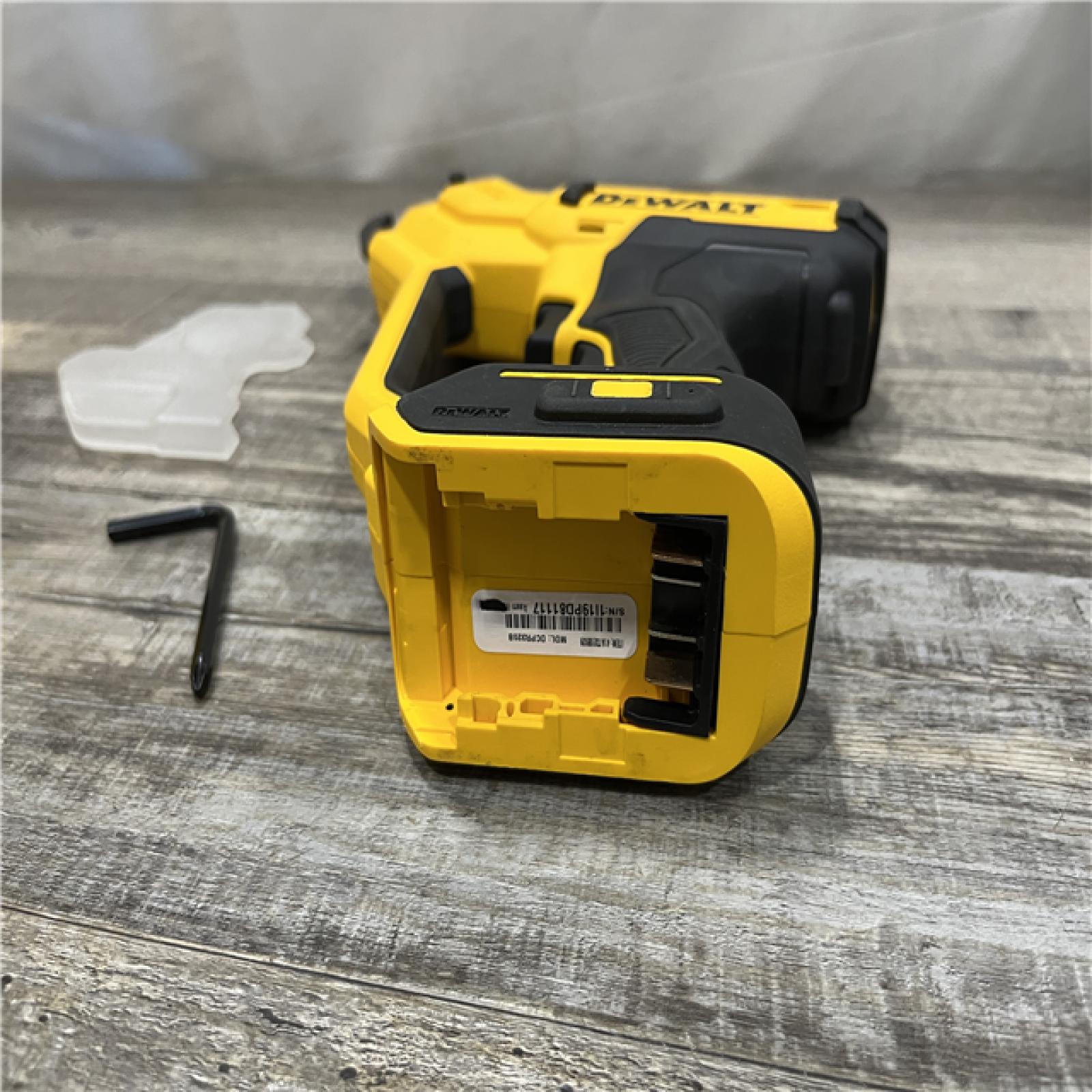 AS-IS DEWALT 20-Volt MAX 1 -1/2 in. Capacity Cordless Battery Powered Pruner (Tool Only)