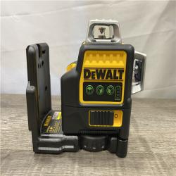 LIKE NEW - DEWALT 12V MAX Lithium-Ion 100 ft. Green Self-Leveling 3-Beam 360 Degree Laser Level Kit