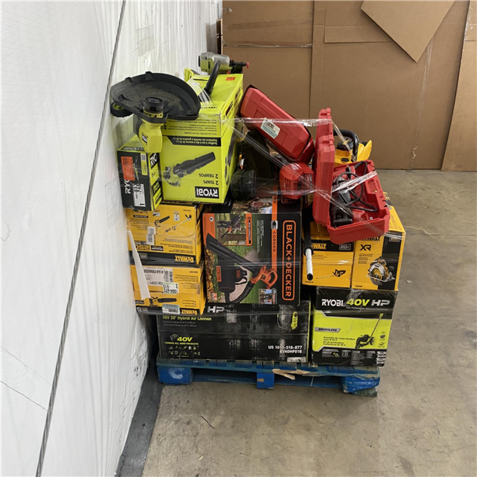 Houston Location AS IS - Tool Pallet