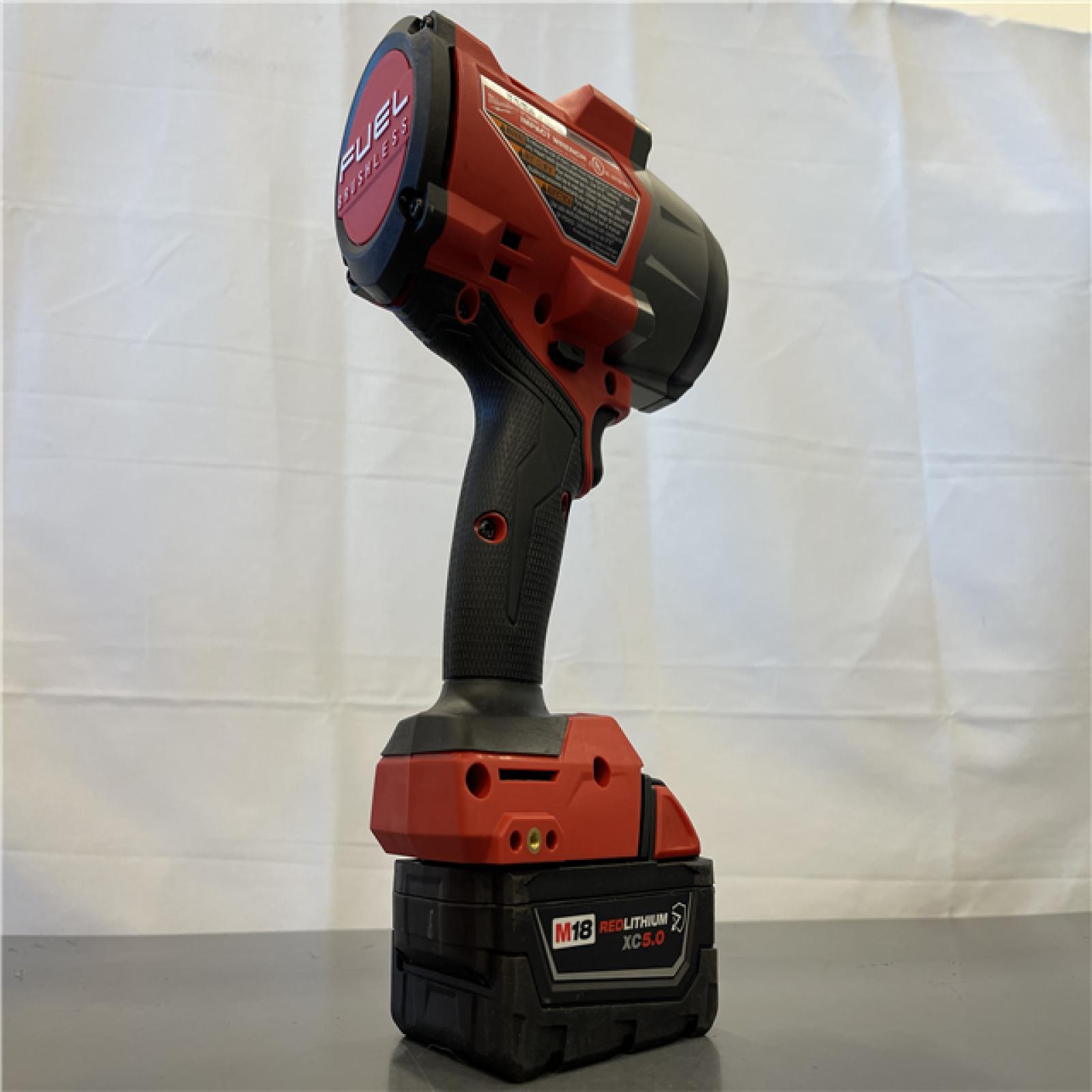 AS-IS - Milwaukee M18 1/2 in. Cordless Brushless High Torque Impact Wrench Kit (Battery & Charger)