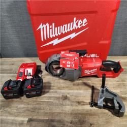 HOUSTON LOCATION - AS-IS (APPEARS LIKE NEW) M18 Fuel One-Key Cordless Brushless Pipe Threader Kit with (2) 12.0Ah Batteries and Case