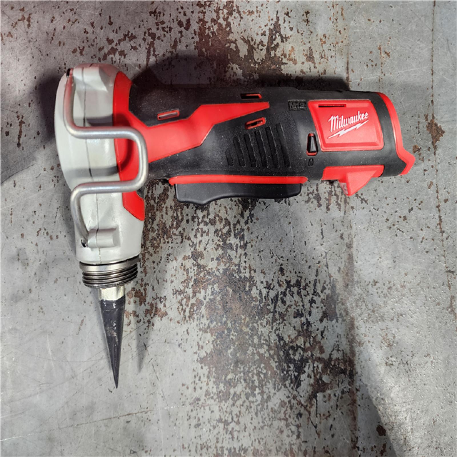 HOUSTON LOCATION - AS-IS M12 12-Volt Lithium-Ion Cordless PEX Expansion Tool Kit with (2) 1.5 Ah Batteries, (3) Expansion Heads and Hard Case