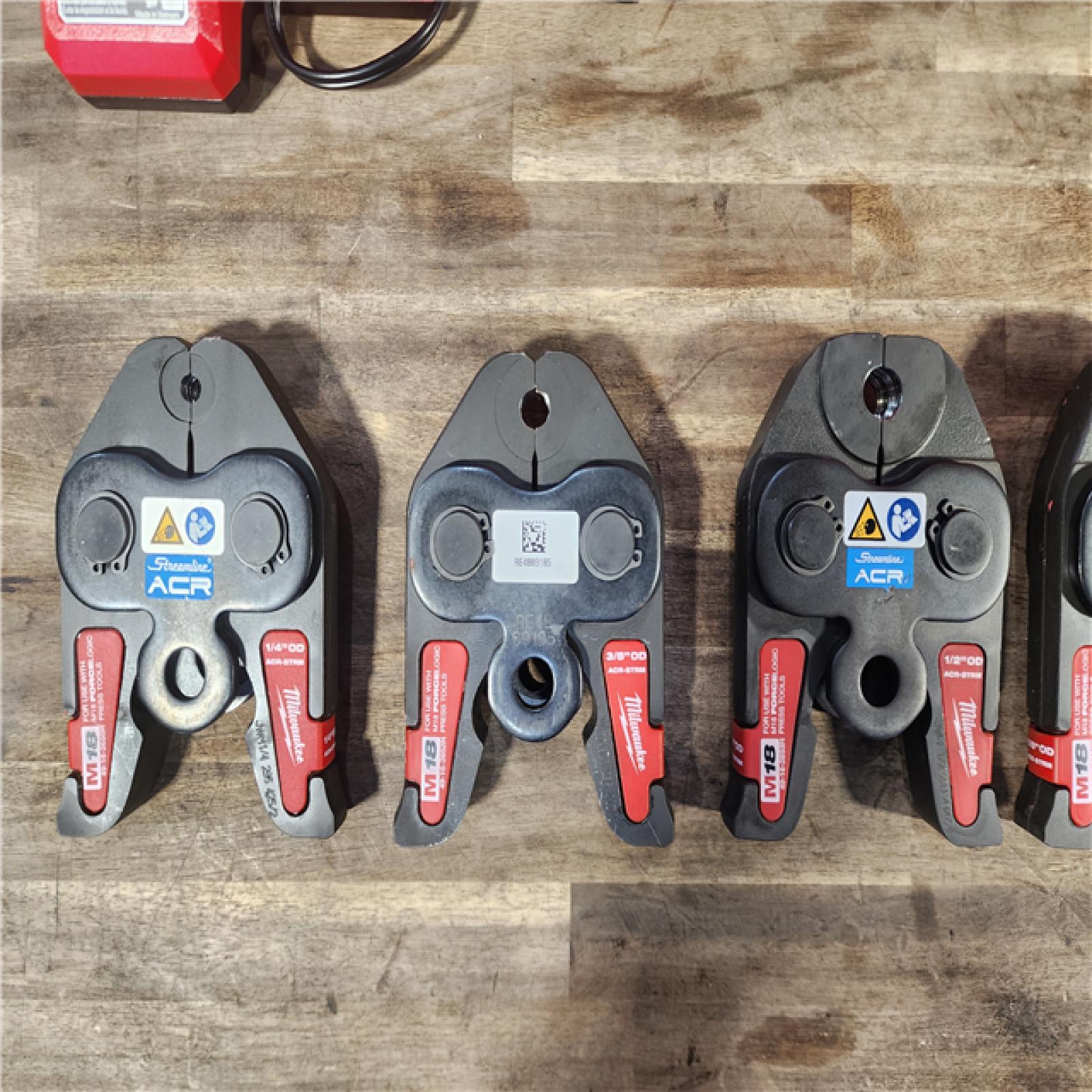 HOUSTON LOCATION - AS-IS Milwaukee 2922-22M M18 FORCE LOGIC Press Tool Kit W/ One-Key with 1/4 -7/8  Streamline ACR Jaws