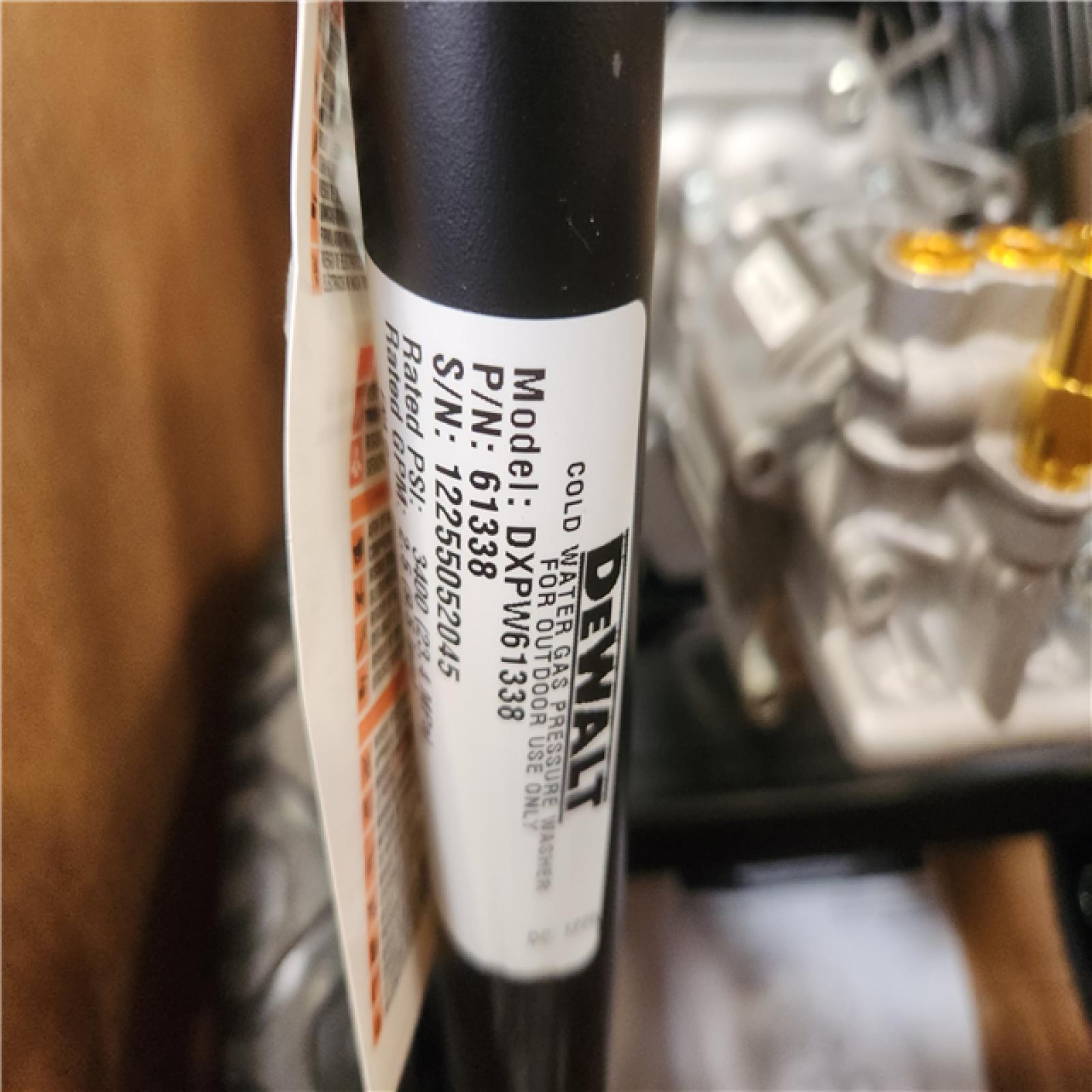 Phoenix NEW DEWALT 3400 PSI 2.5 GPM Gas Pressure Washer with Maintenance-Free Pump  Heavy-Duty Commercial Cold Water Power Washer