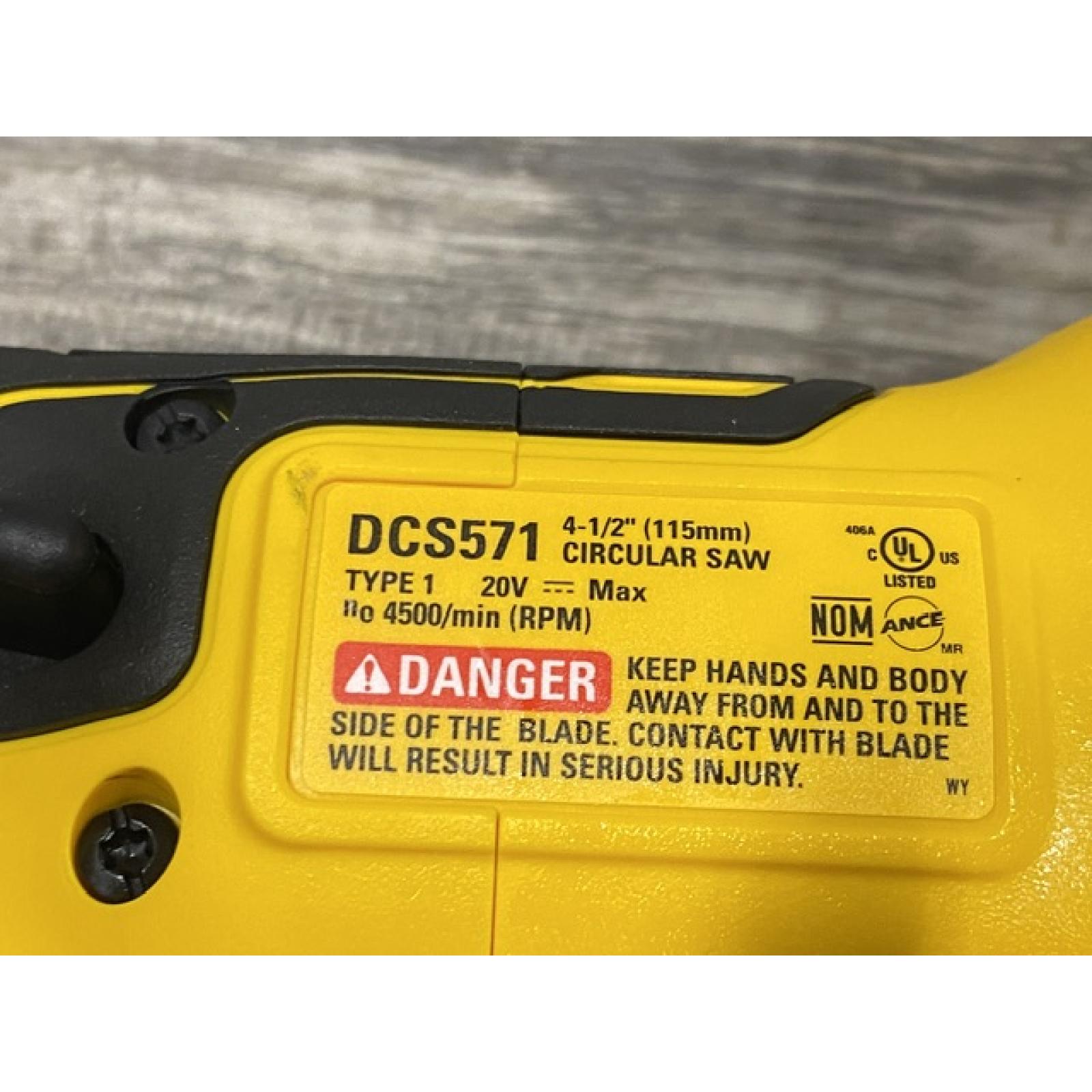 AS-IS DEWALT ATOMIC 20V MAX Cordless Brushless 4-1/2 in. Circular Saw (Tool Only)